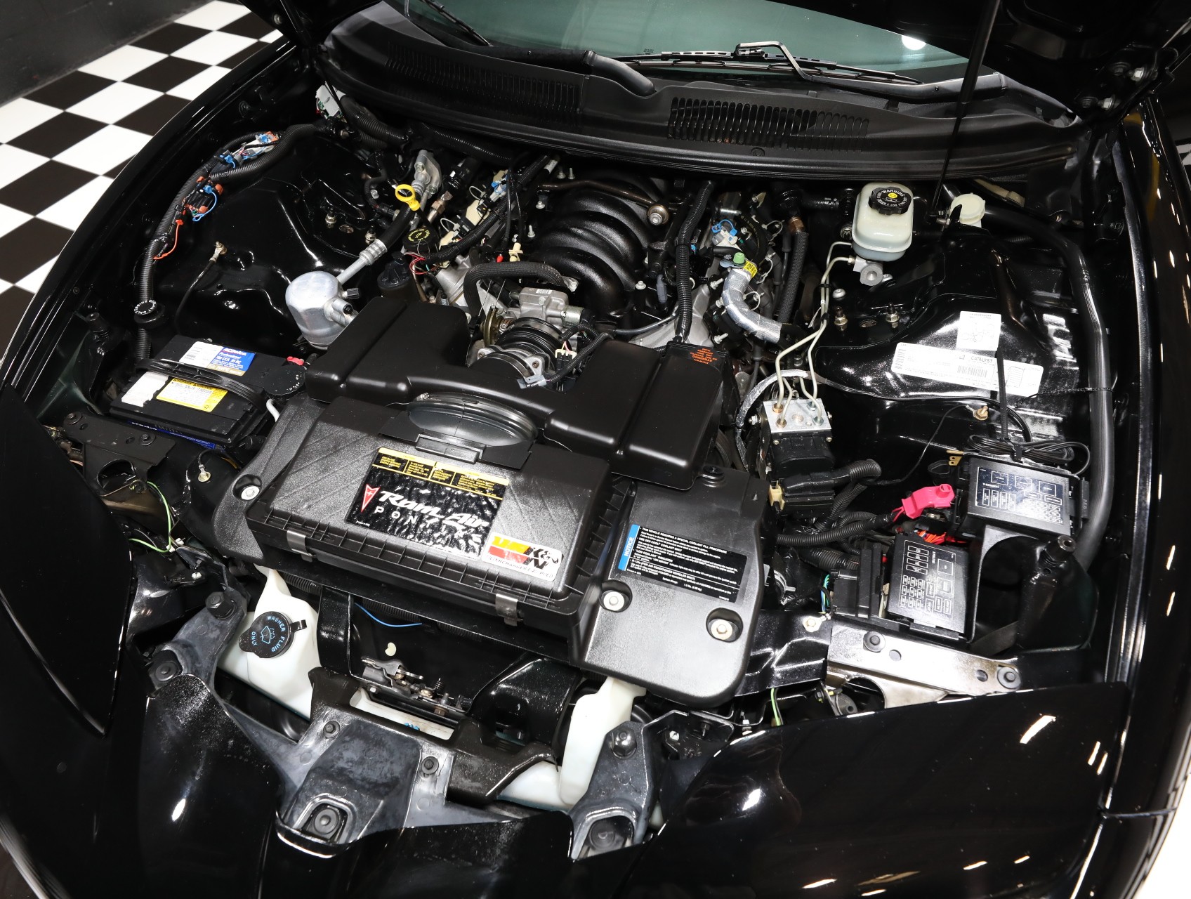 1999 Pontiac Firebird 2