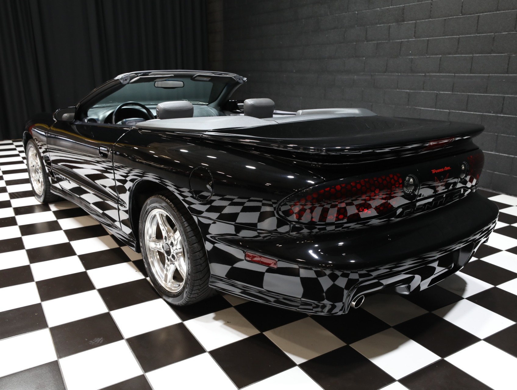 1999 Pontiac Firebird 34