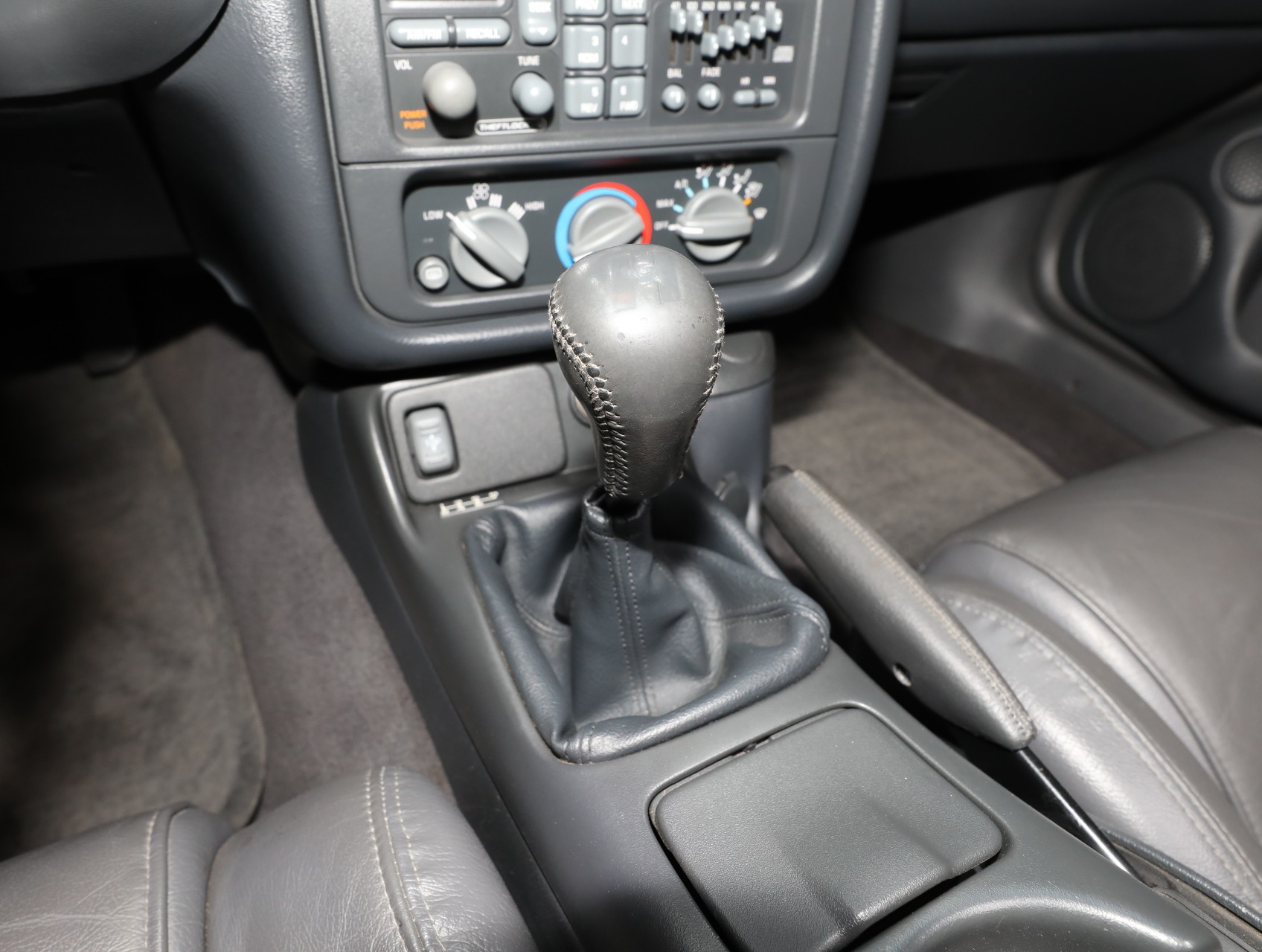1999 Pontiac Firebird 64