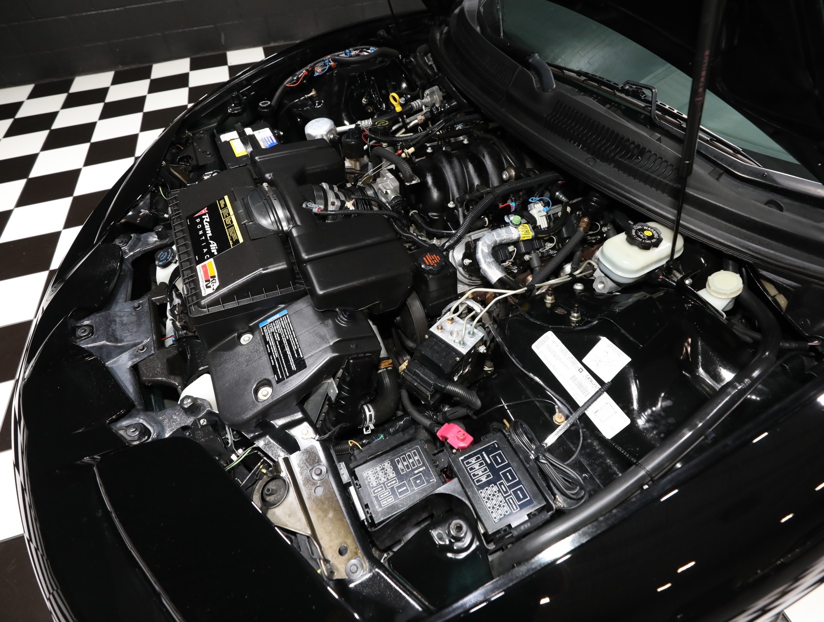 1999 Pontiac Firebird 74