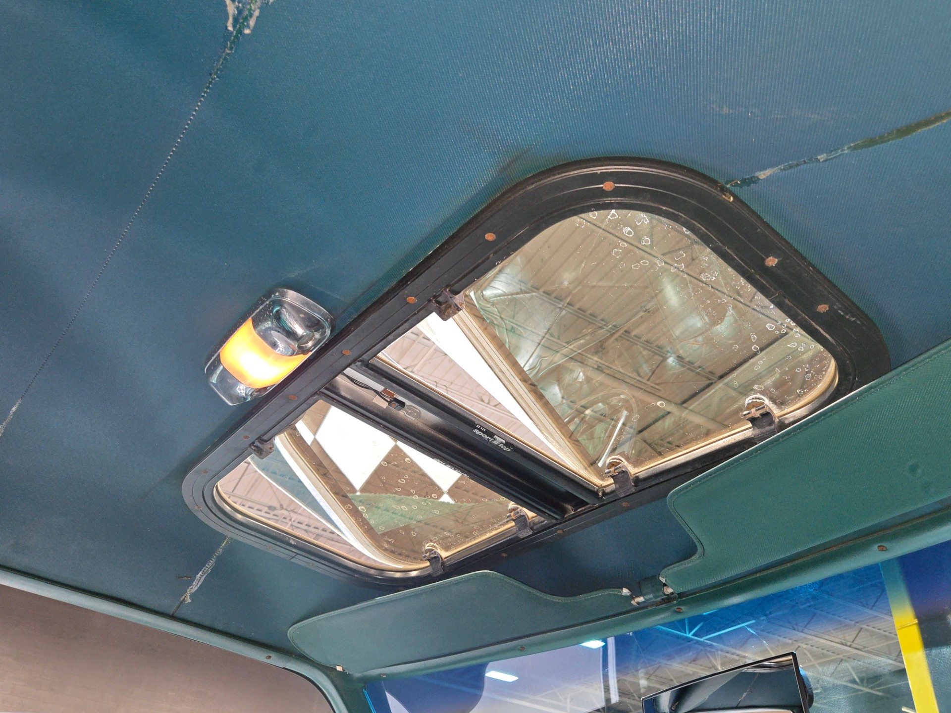 1975 Lincoln Continental 124