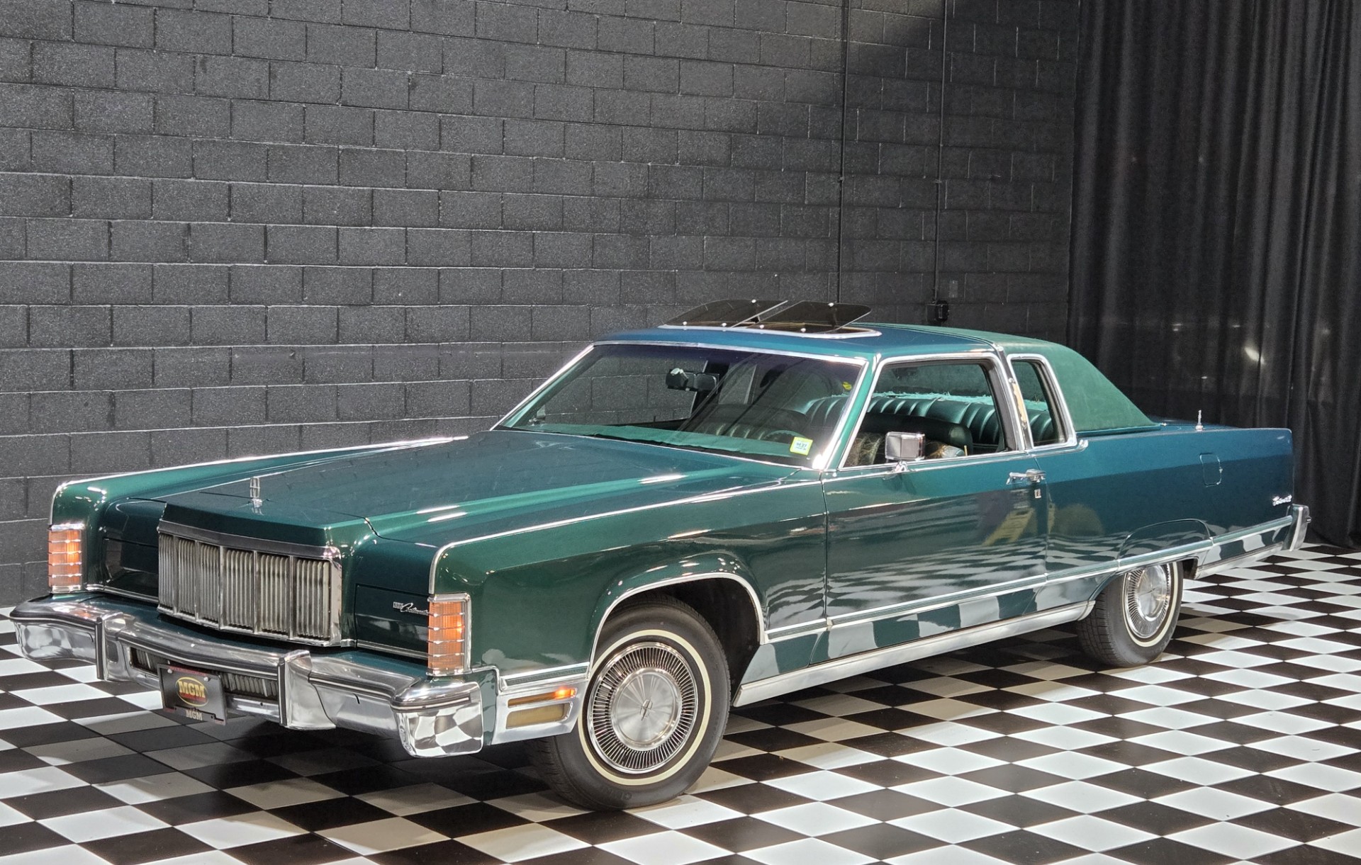1975 Lincoln Continental 157