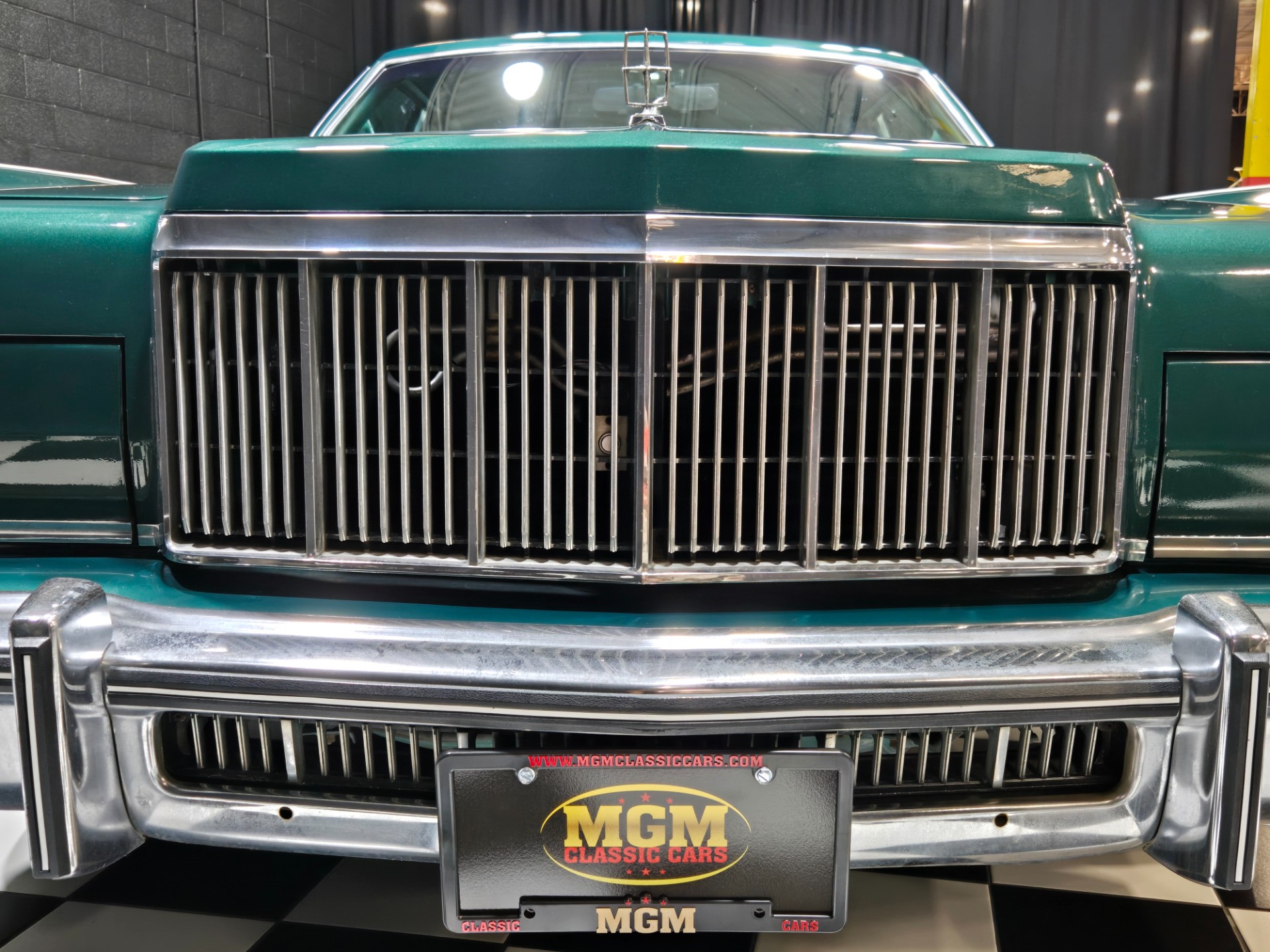 1975 Lincoln Continental 16