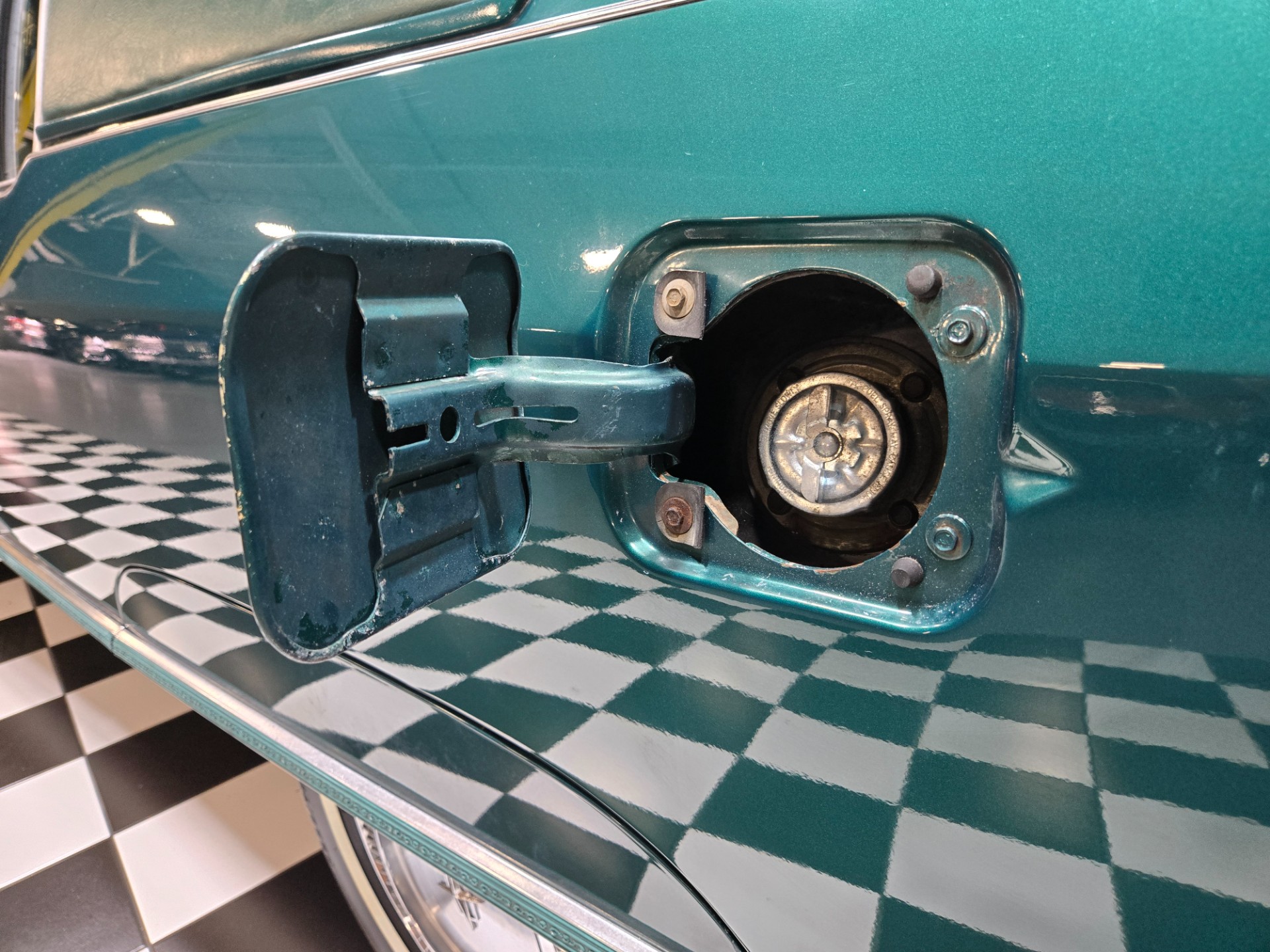 1975 Lincoln Continental 31
