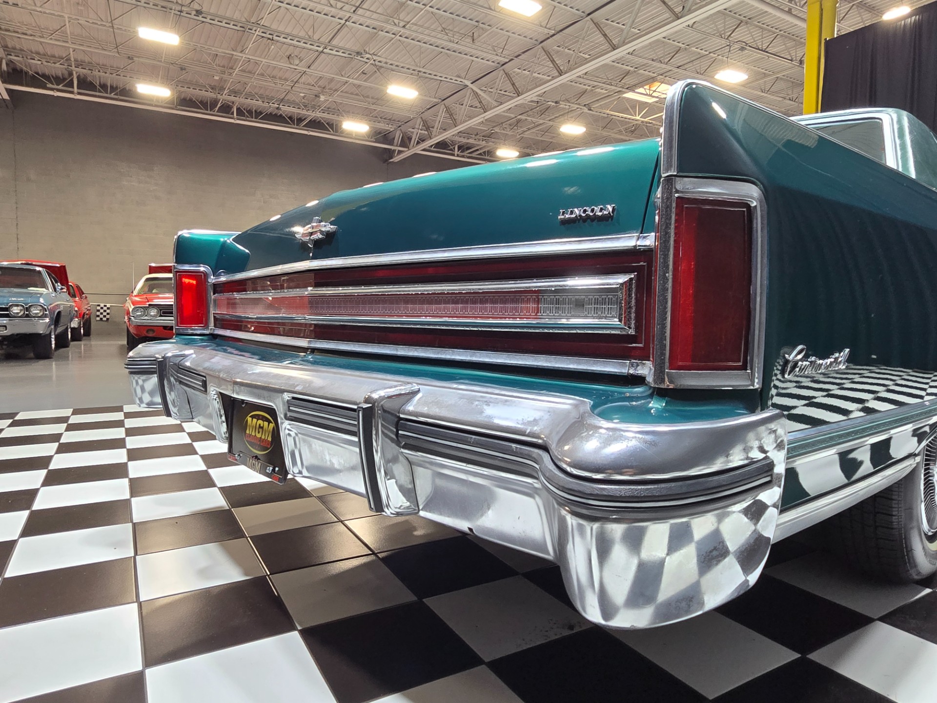 1975 Lincoln Continental 42