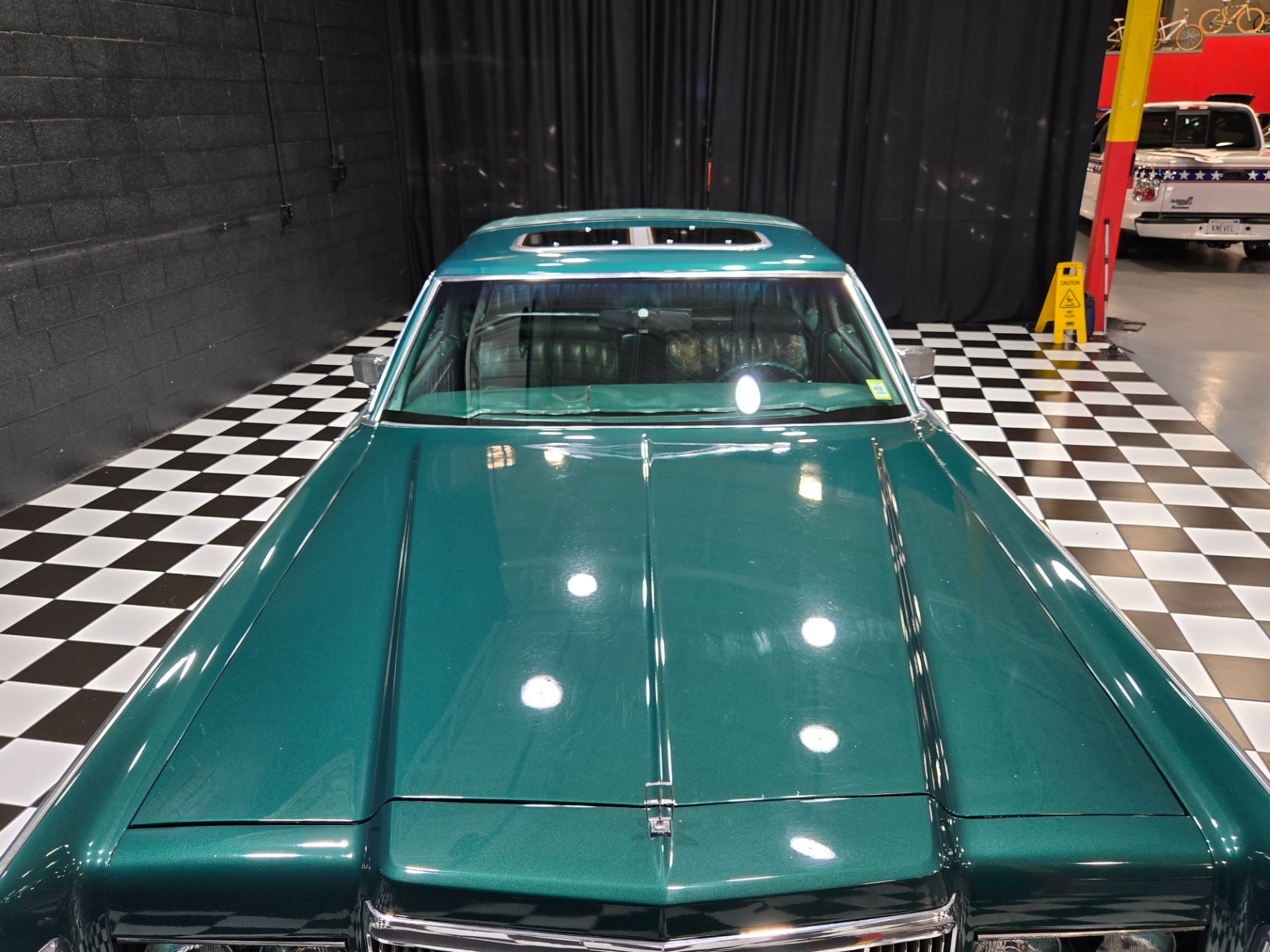 1975 Lincoln Continental 74