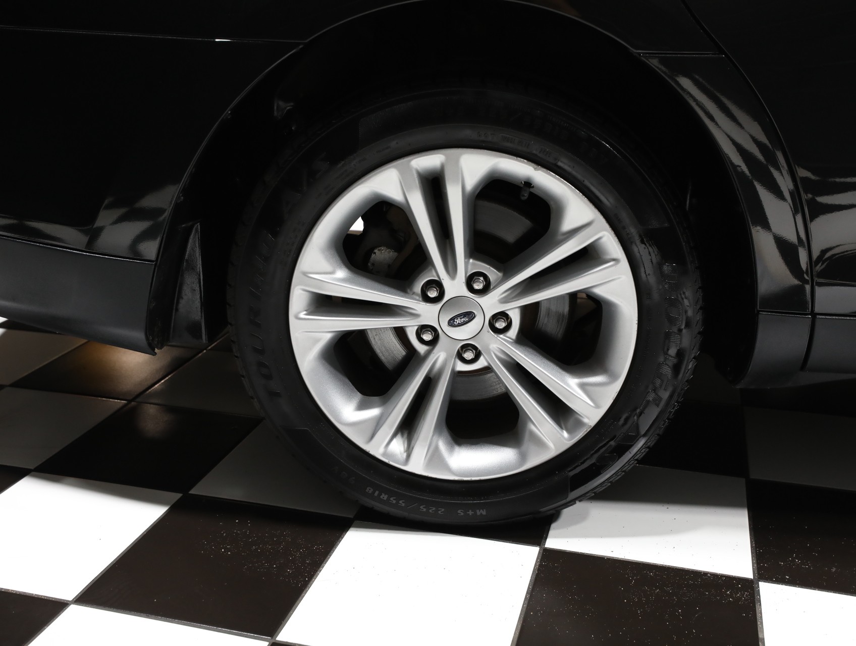 2013 Ford Taurus 31