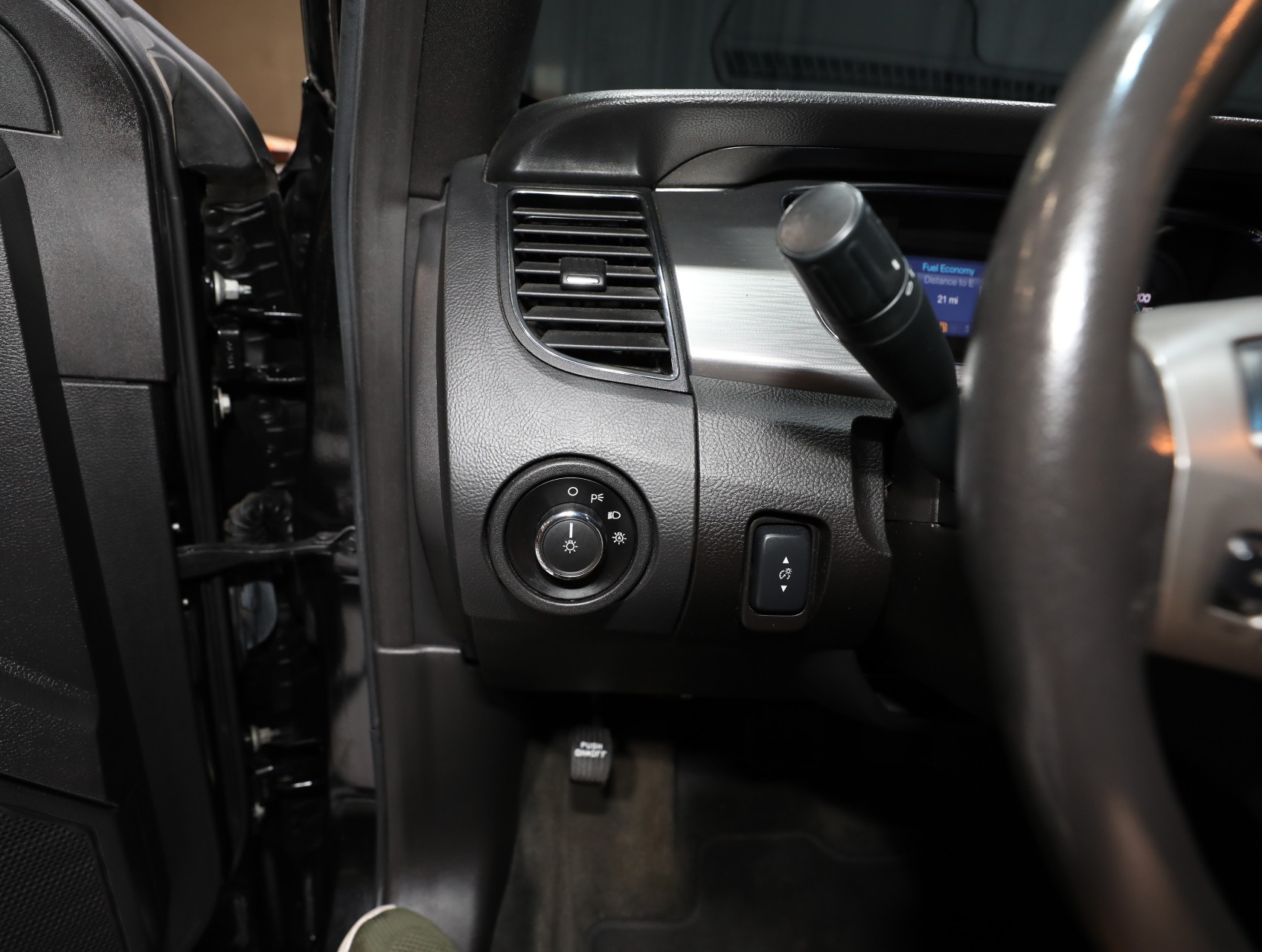 2013 Ford Taurus 51