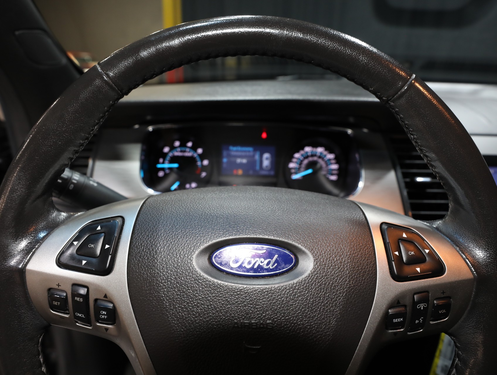 2013 Ford Taurus 53