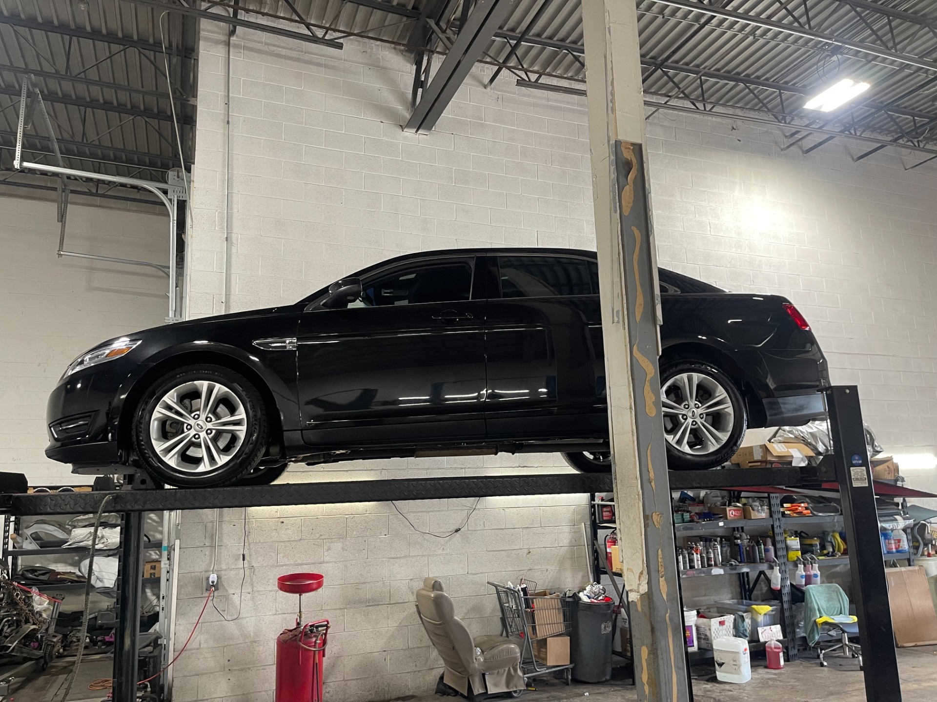 2013 Ford Taurus 67