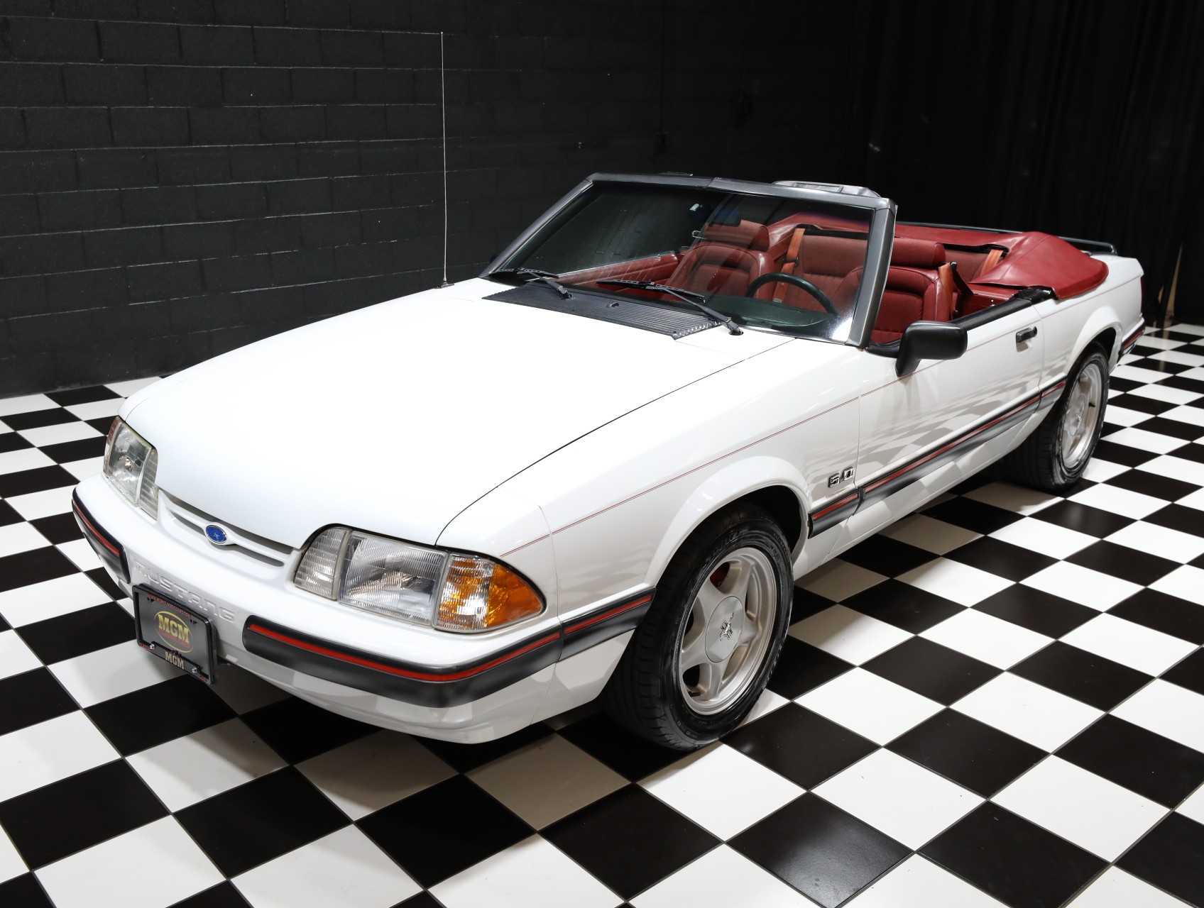 1991 Ford Mustang 14