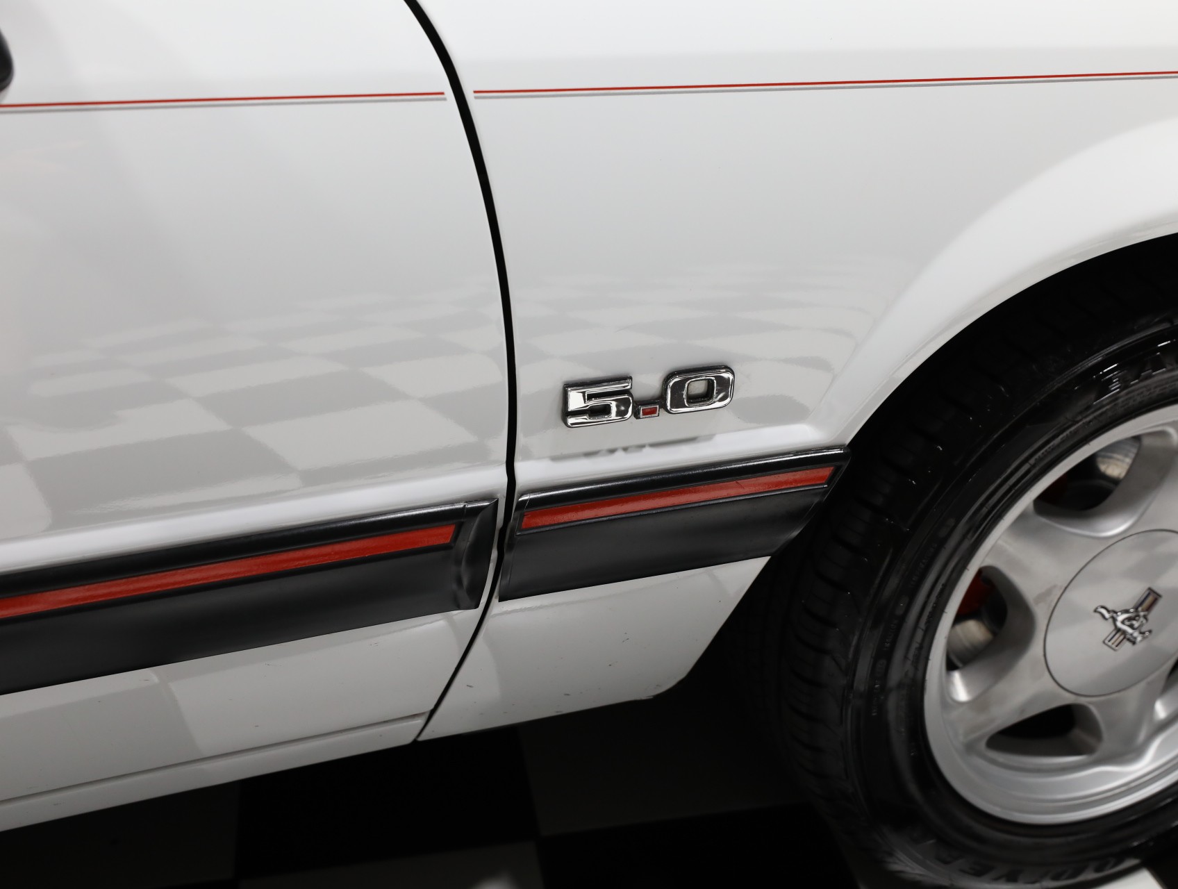 1991 Ford Mustang 24