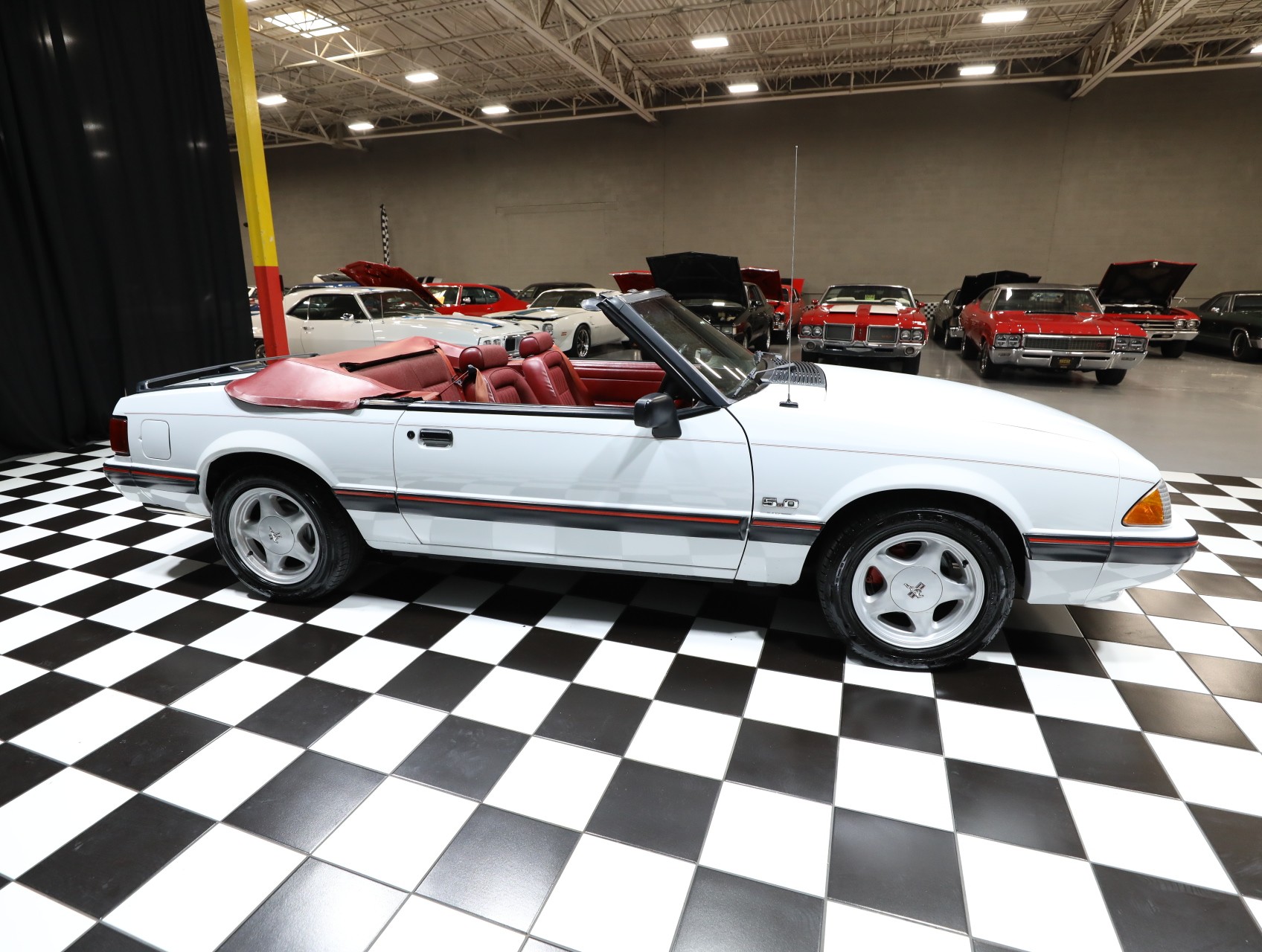 1991 Ford Mustang 26