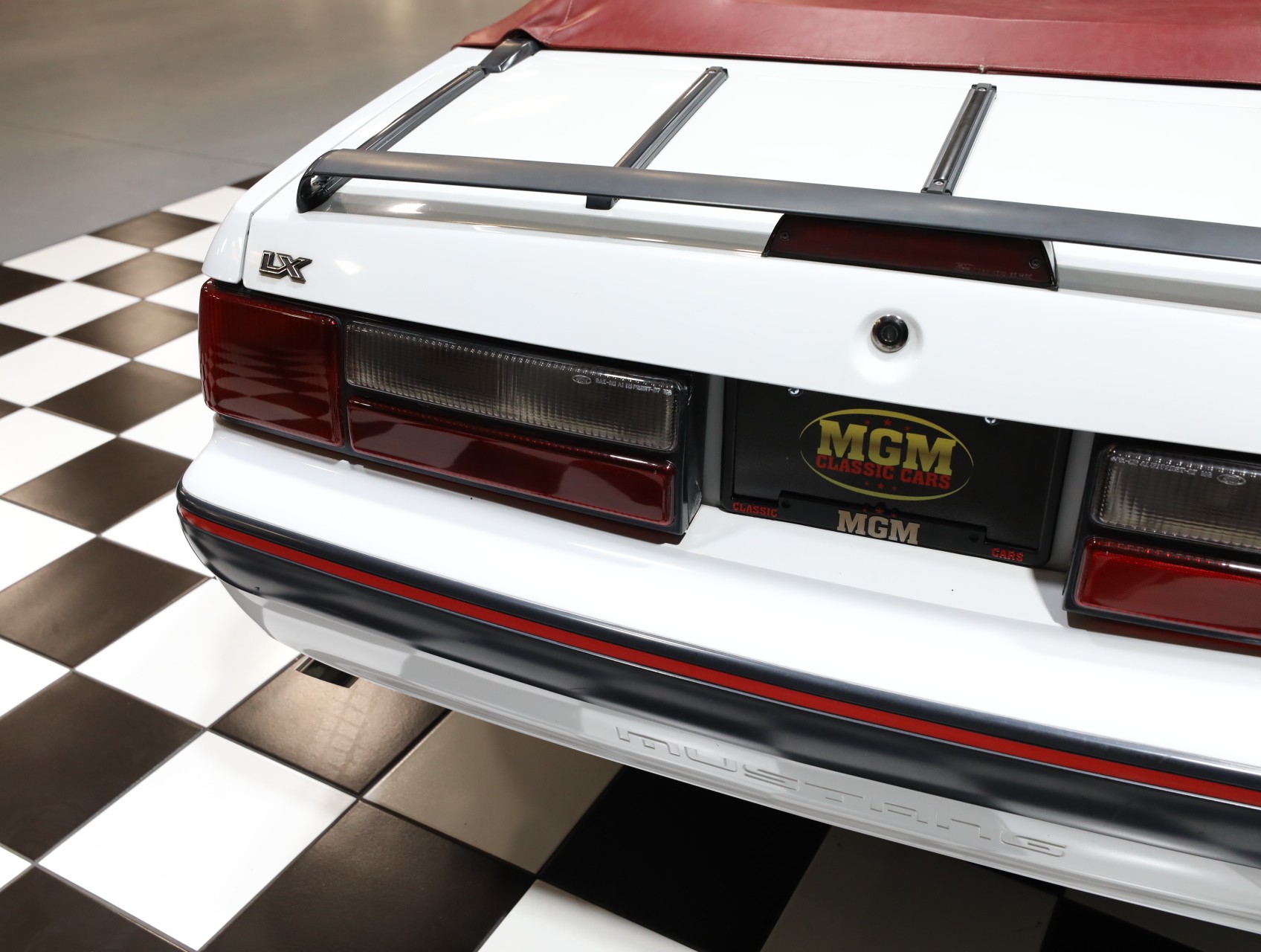 1991 Ford Mustang 31