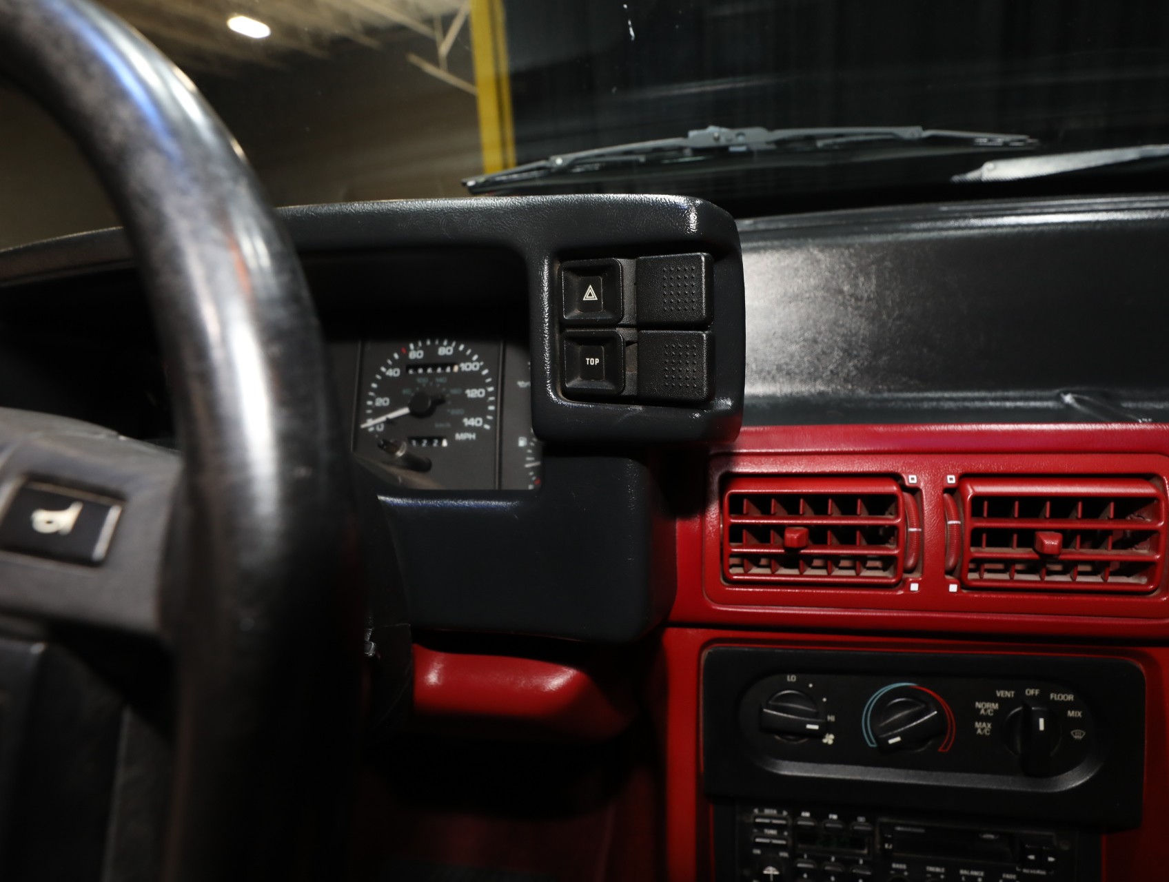 1991 Ford Mustang 64