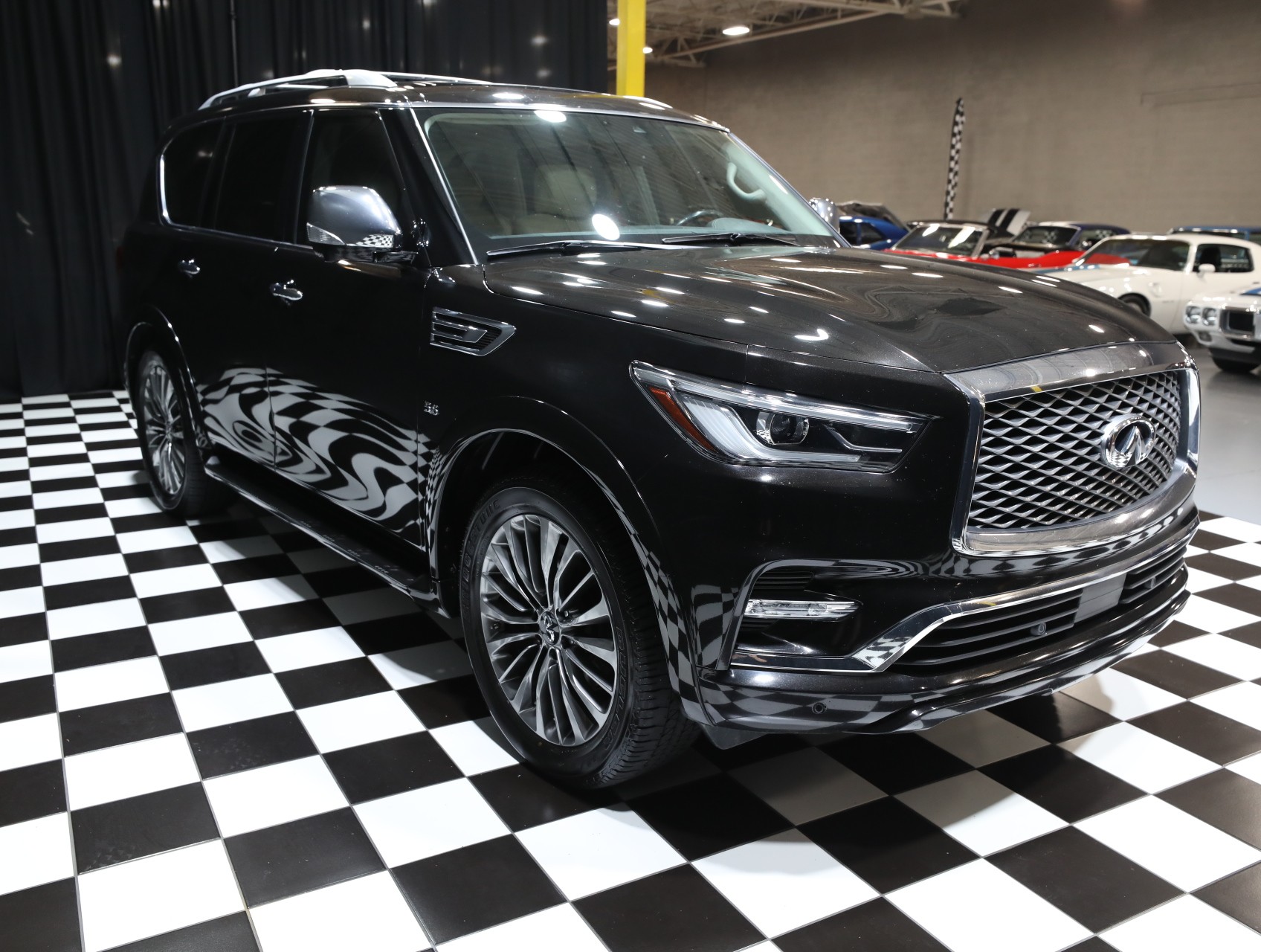 2019 INFINITI QX80 14