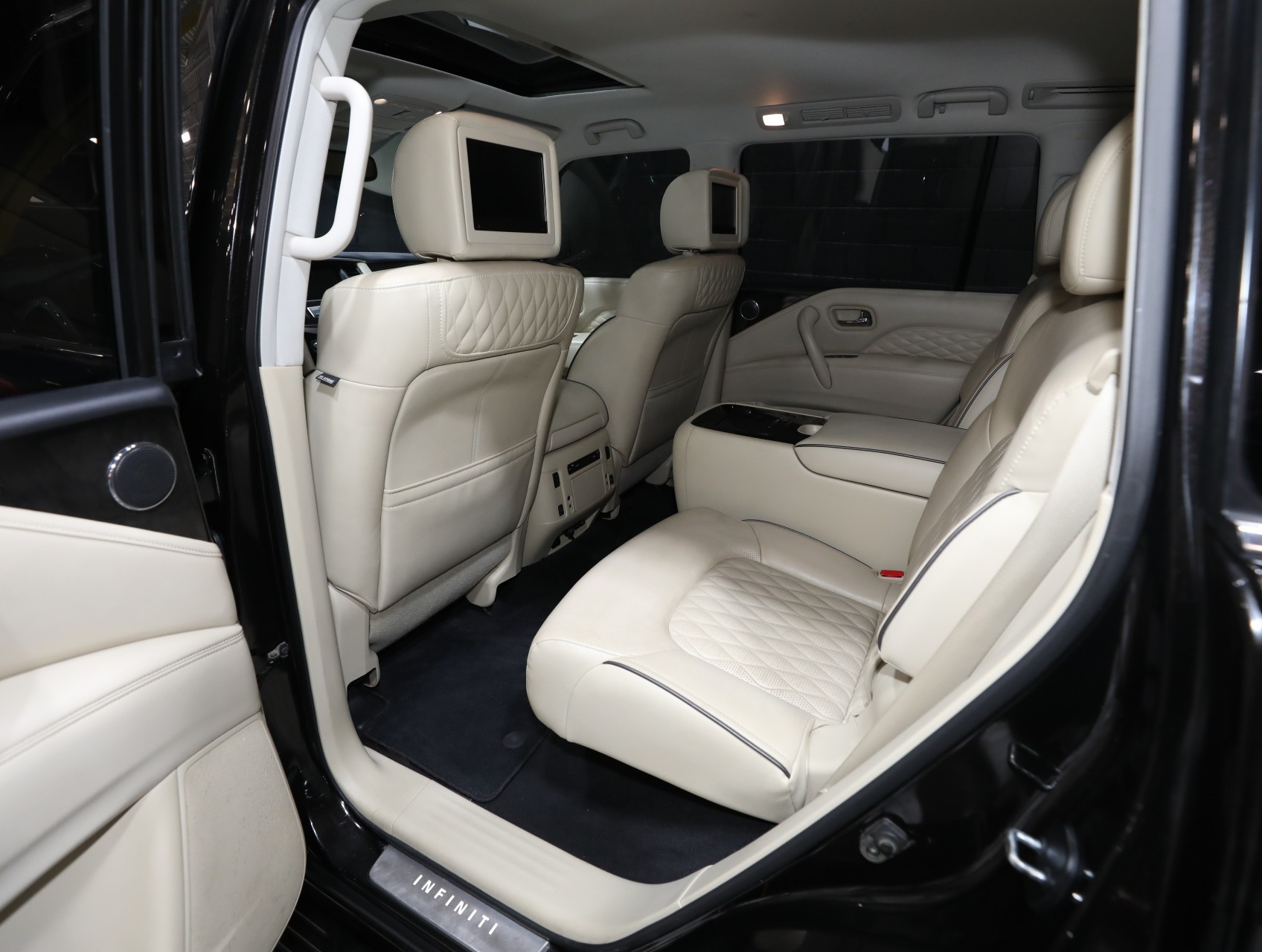 2019 INFINITI QX80 5