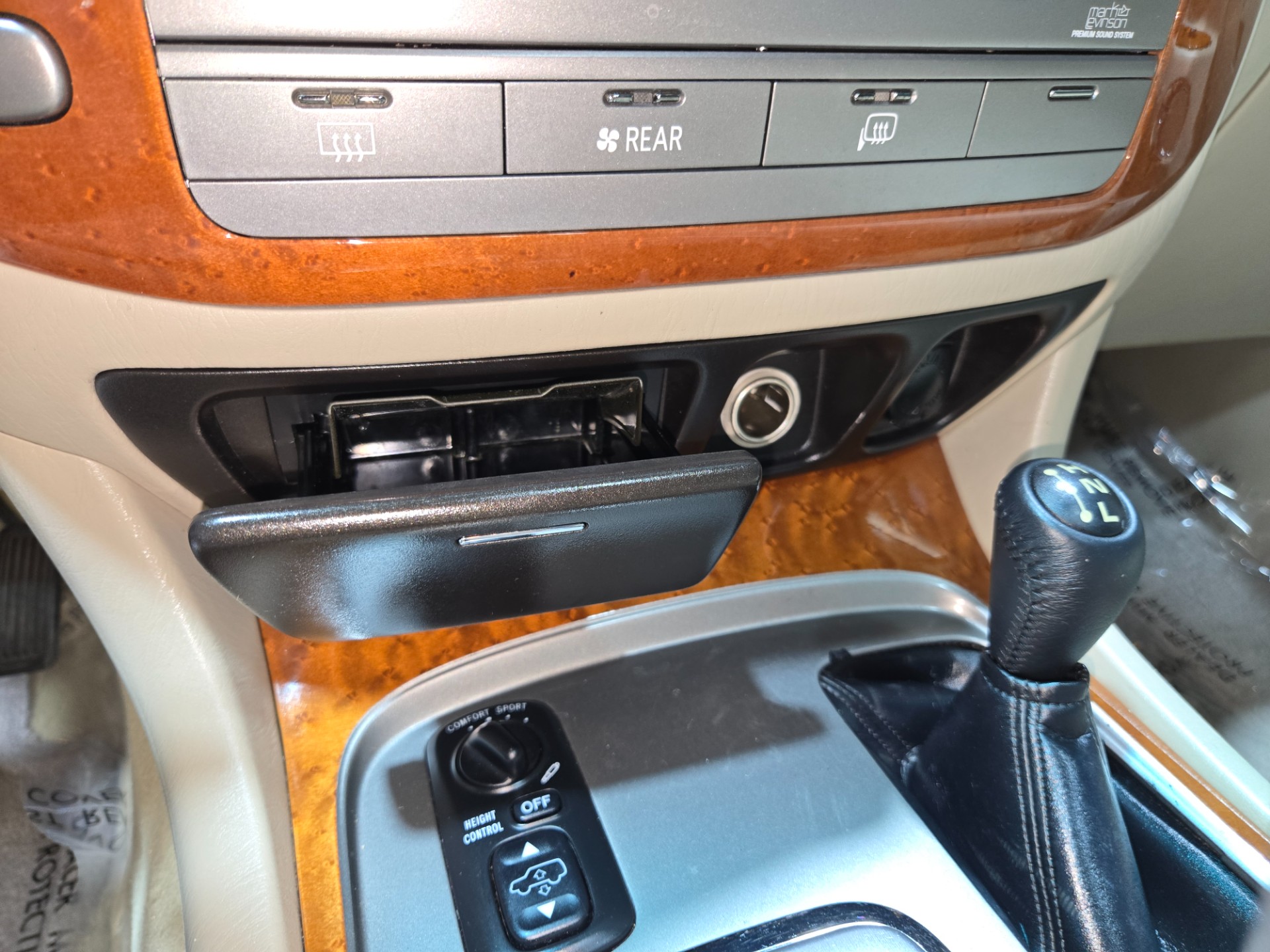 2006 Lexus LX 470 118
