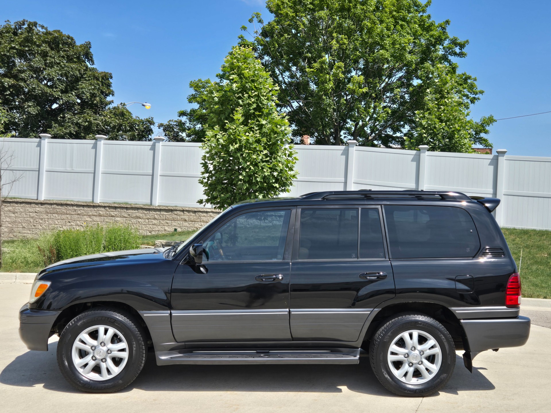2006 Lexus LX 470 129