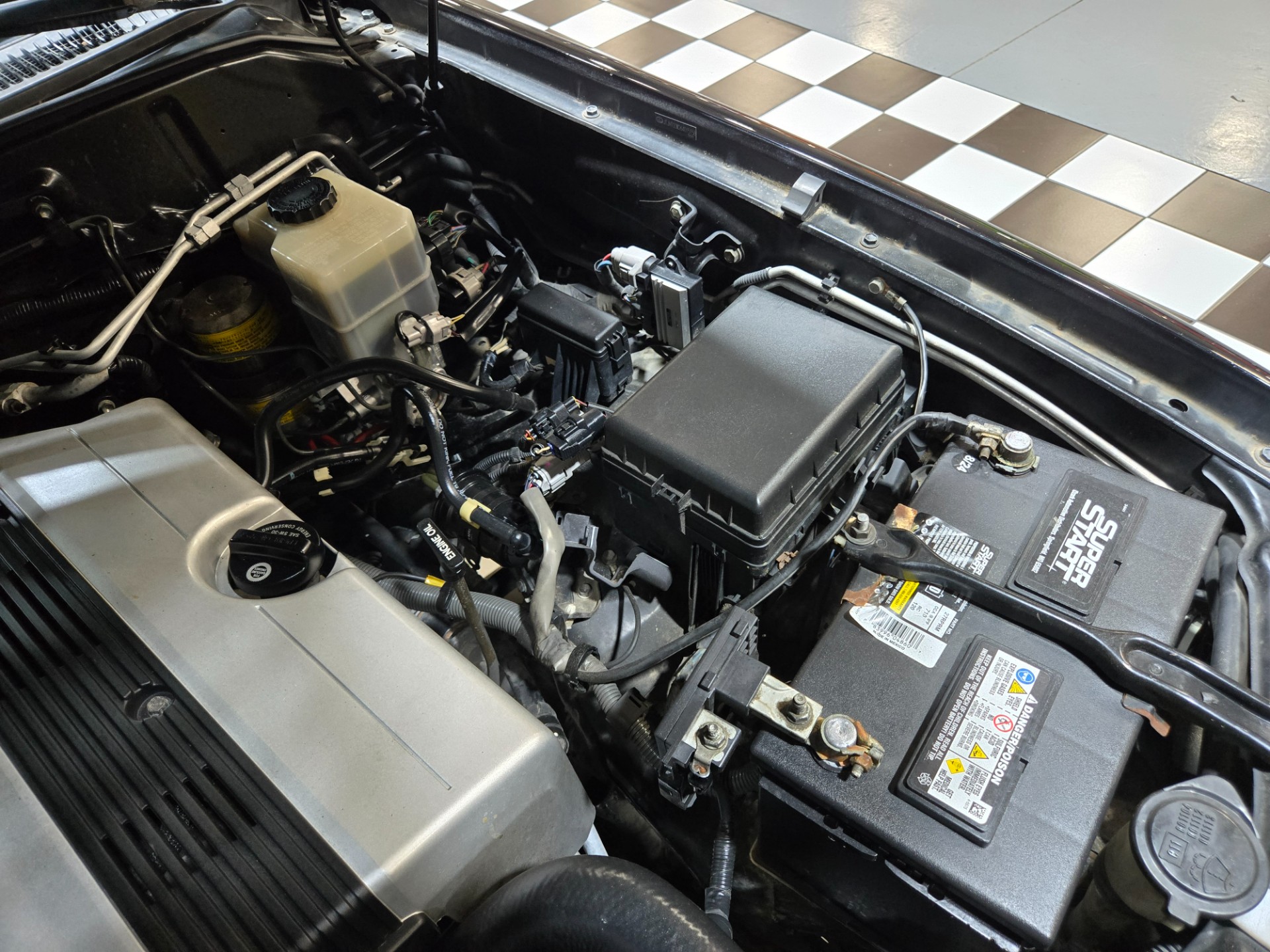 2006 Lexus LX 470 50