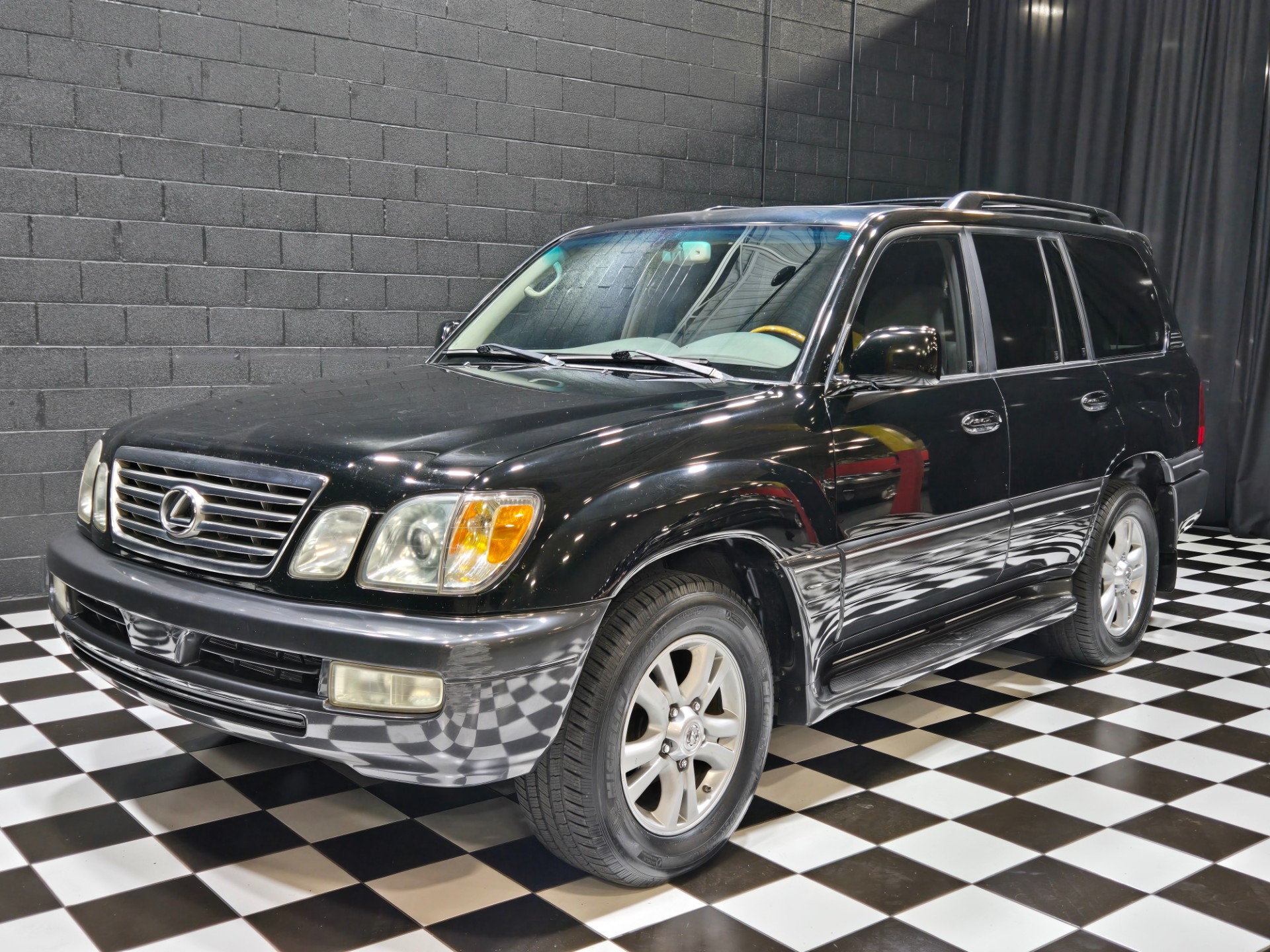 2006 Lexus LX 470 6