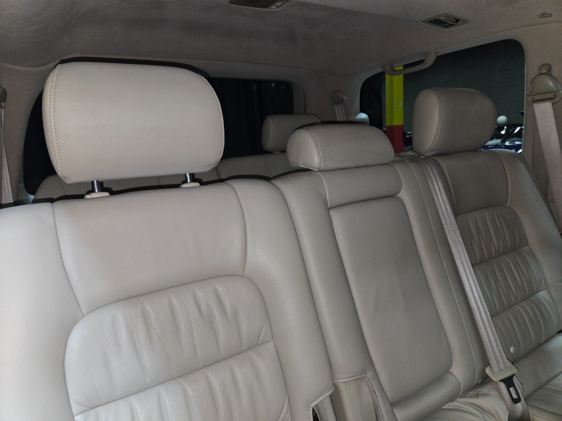 2006 Lexus LX 470 89