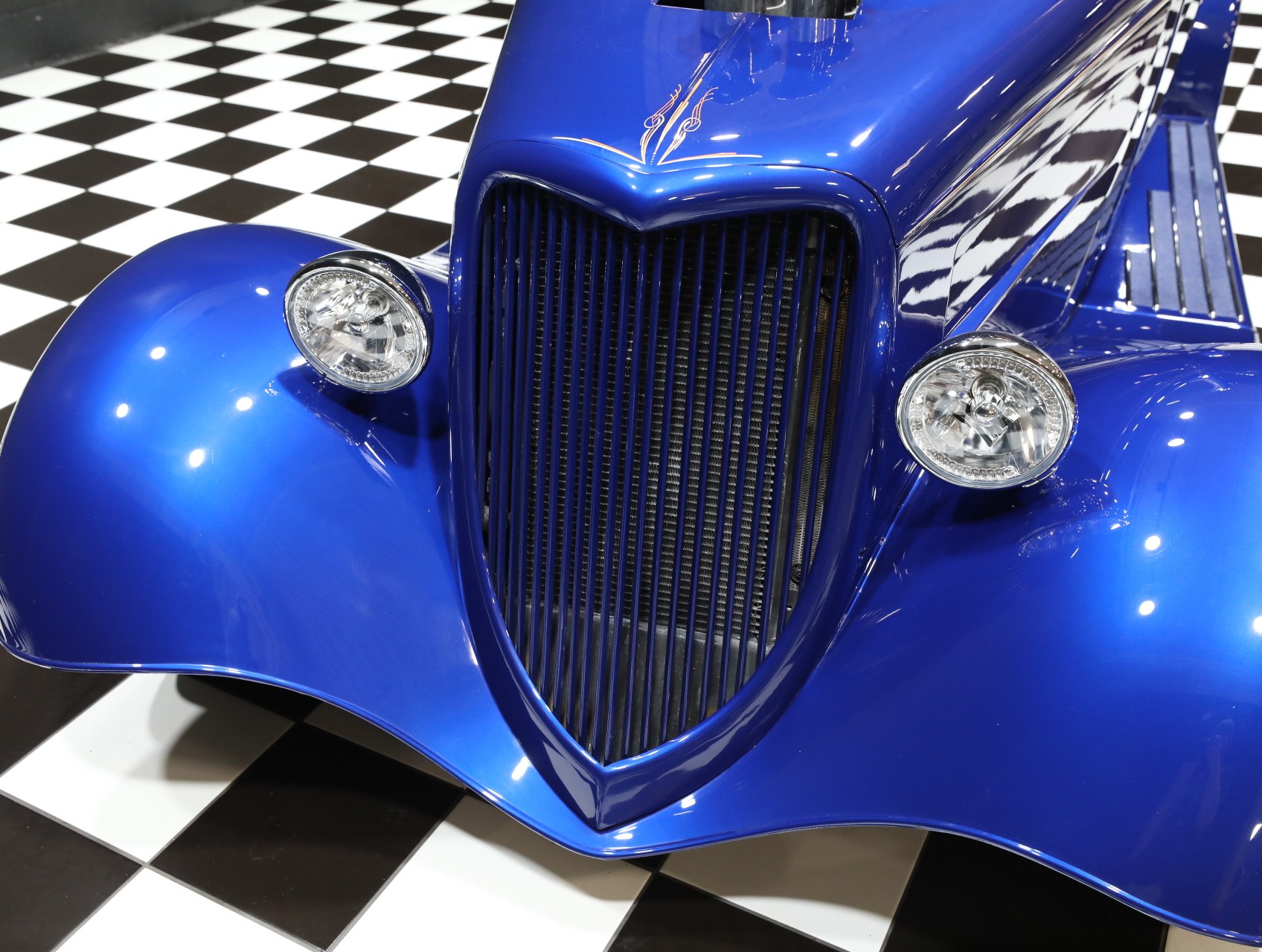 1933 Ford Coupe 11