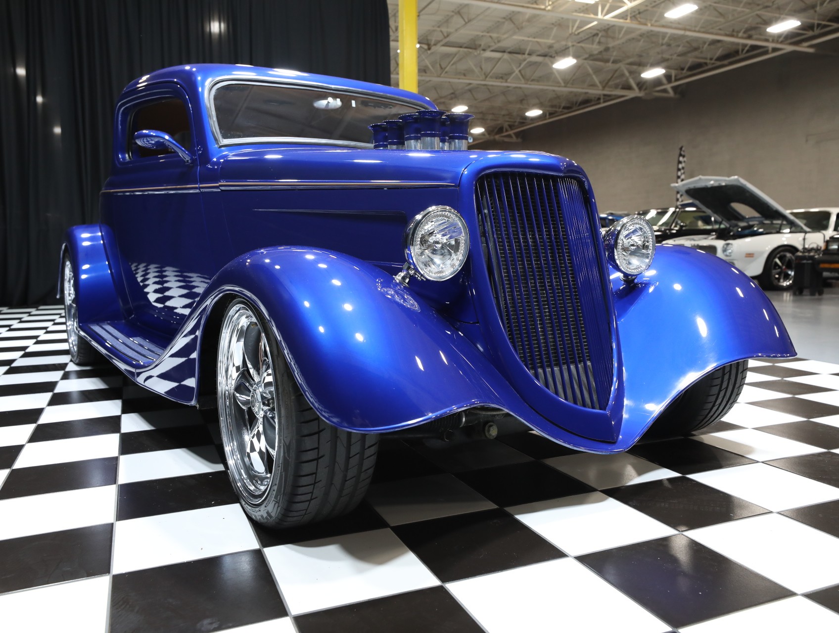 1933 Ford Coupe 18