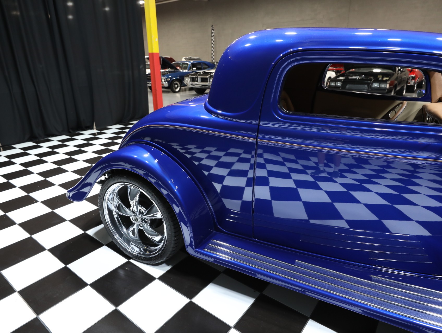 1933 Ford Coupe 22