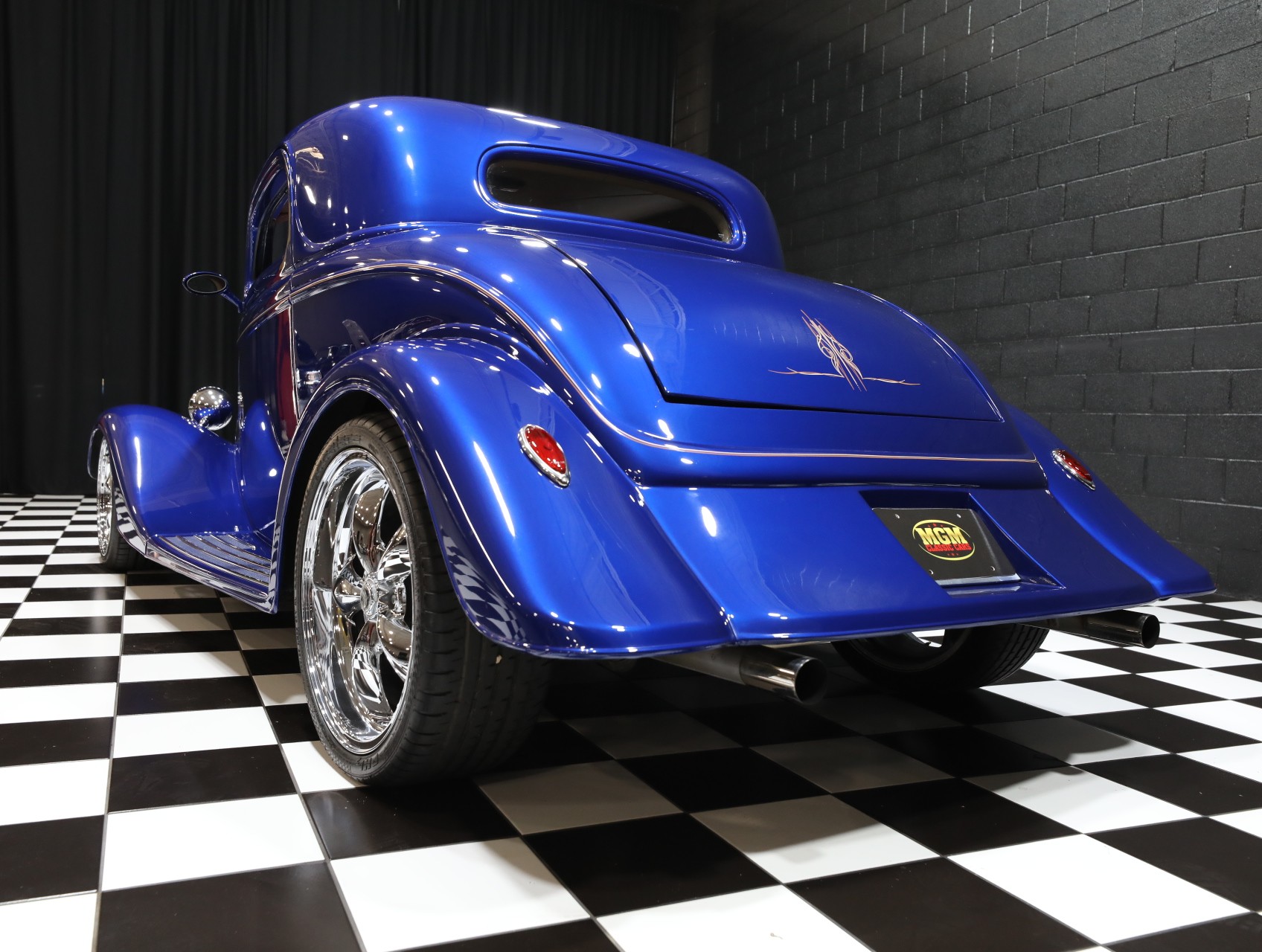 1933 Ford Coupe 29