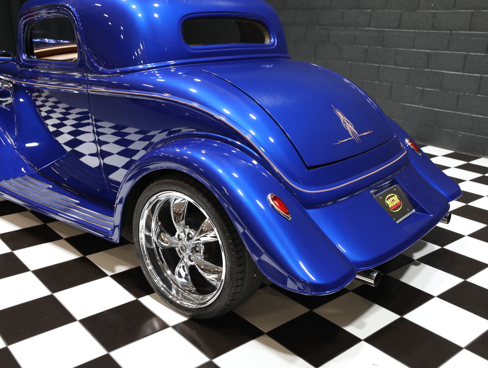 1933 Ford Coupe 31