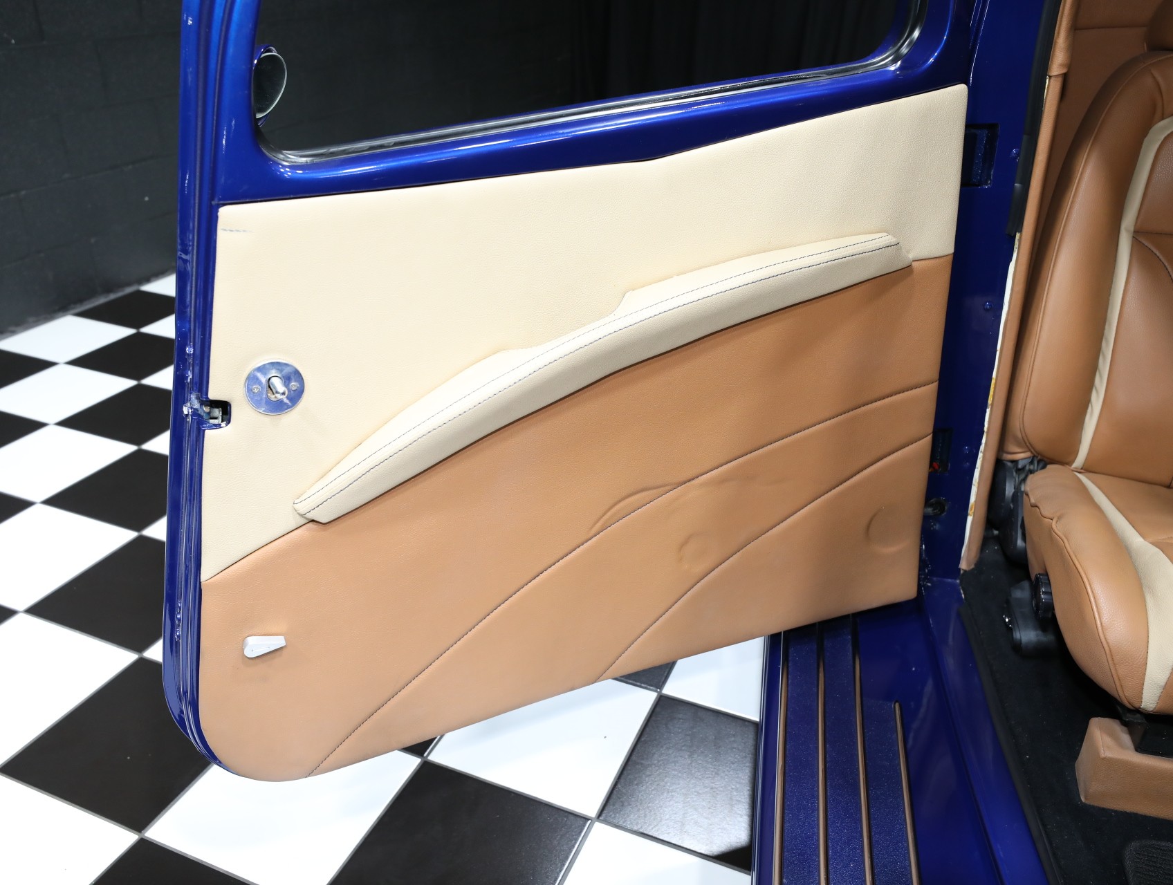 1933 Ford Coupe 41