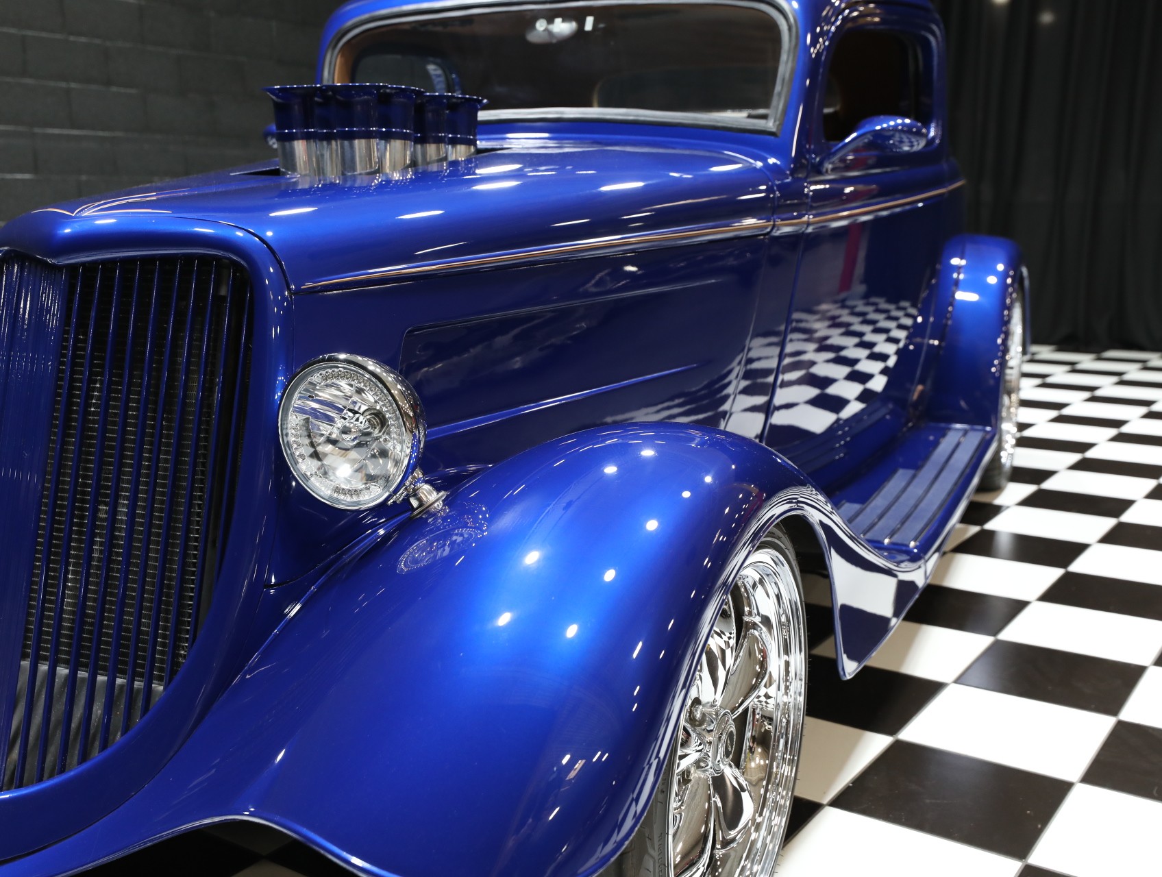 1933 Ford Coupe 9