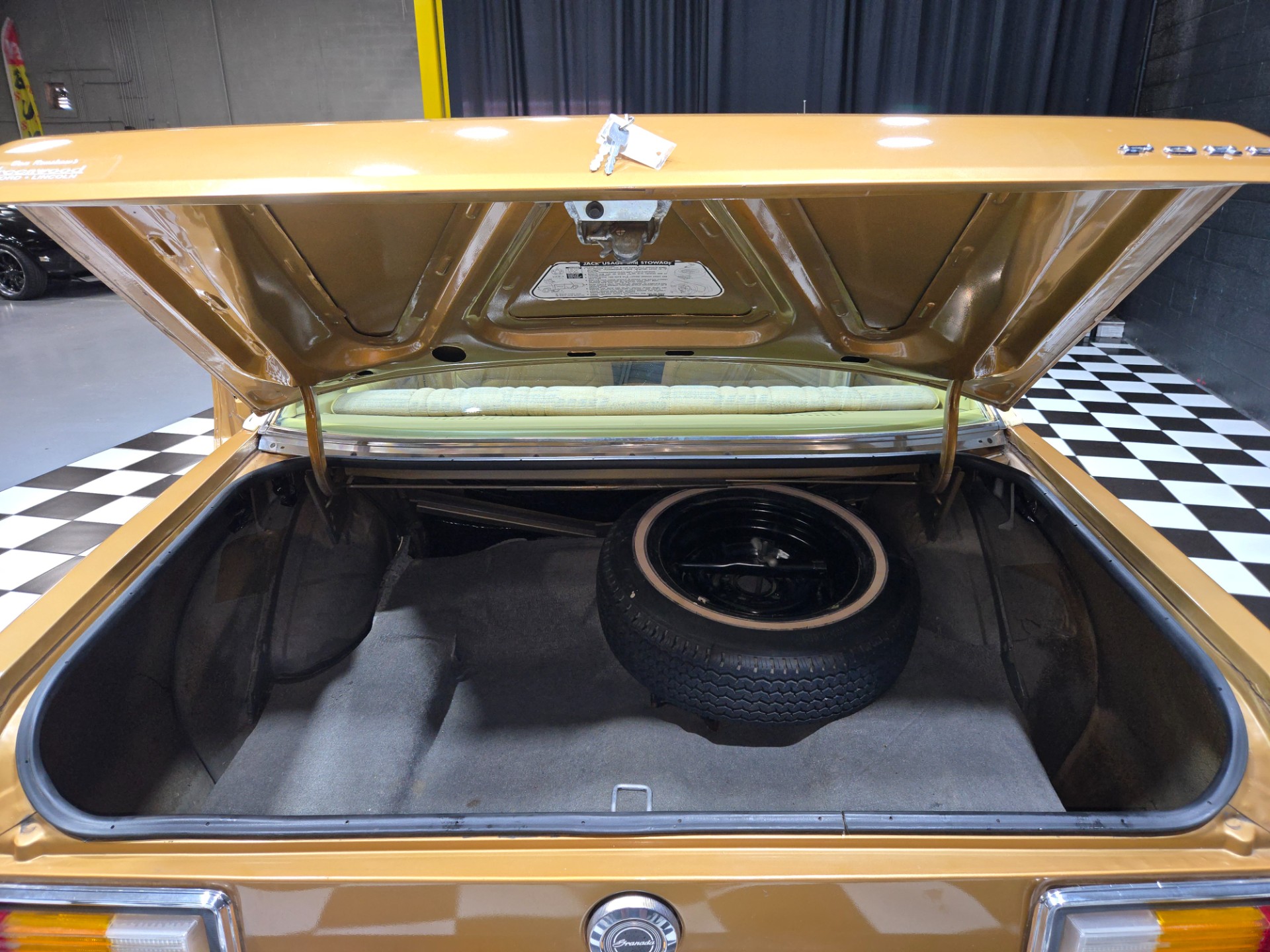 1978 Ford Granada 19