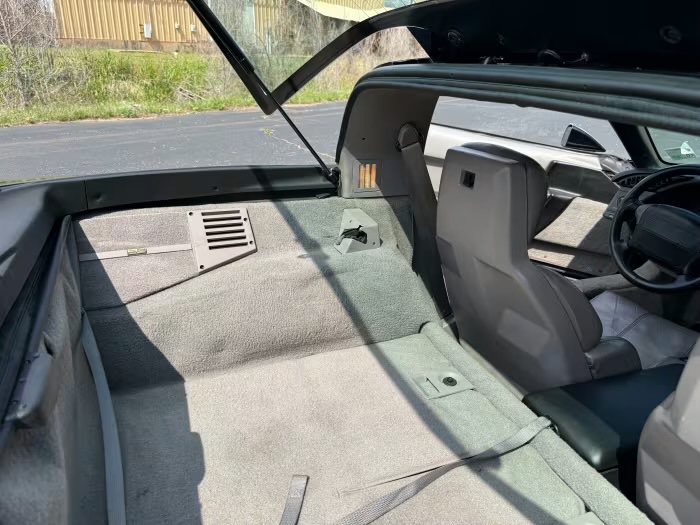 1990 Chevrolet Corvette 22