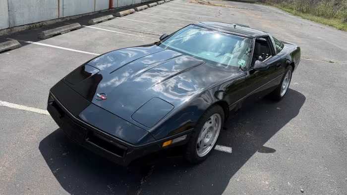 1990 Chevrolet Corvette 2