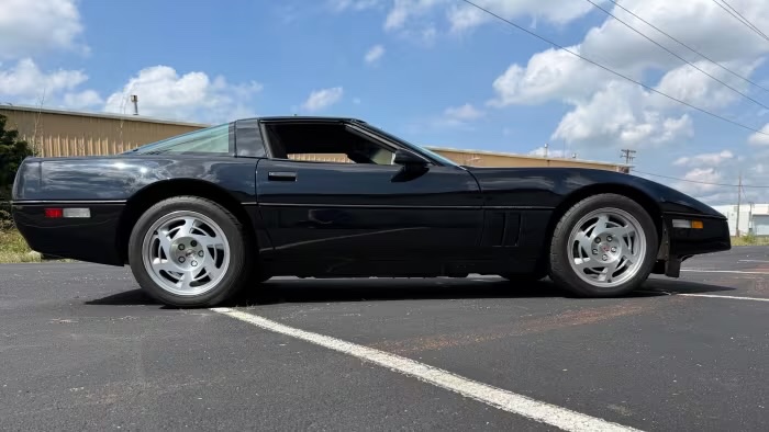 1990 Chevrolet Corvette 4