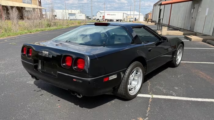 1990 Chevrolet Corvette 5