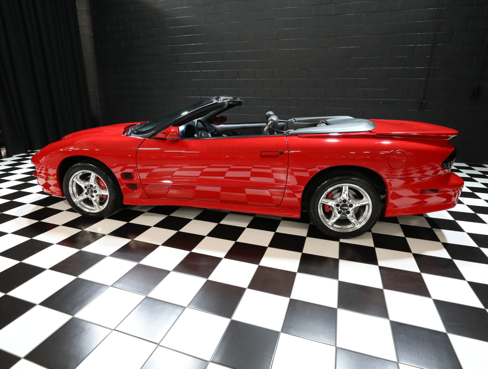 1999 Pontiac Firebird 38