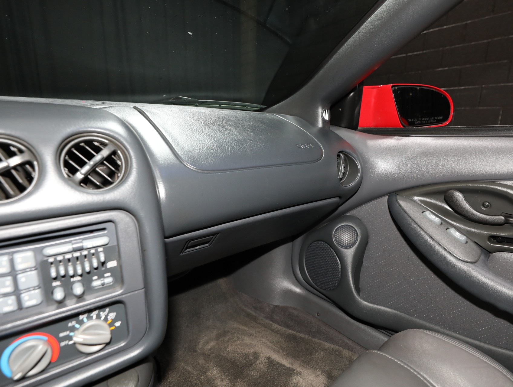 1999 Pontiac Firebird 60