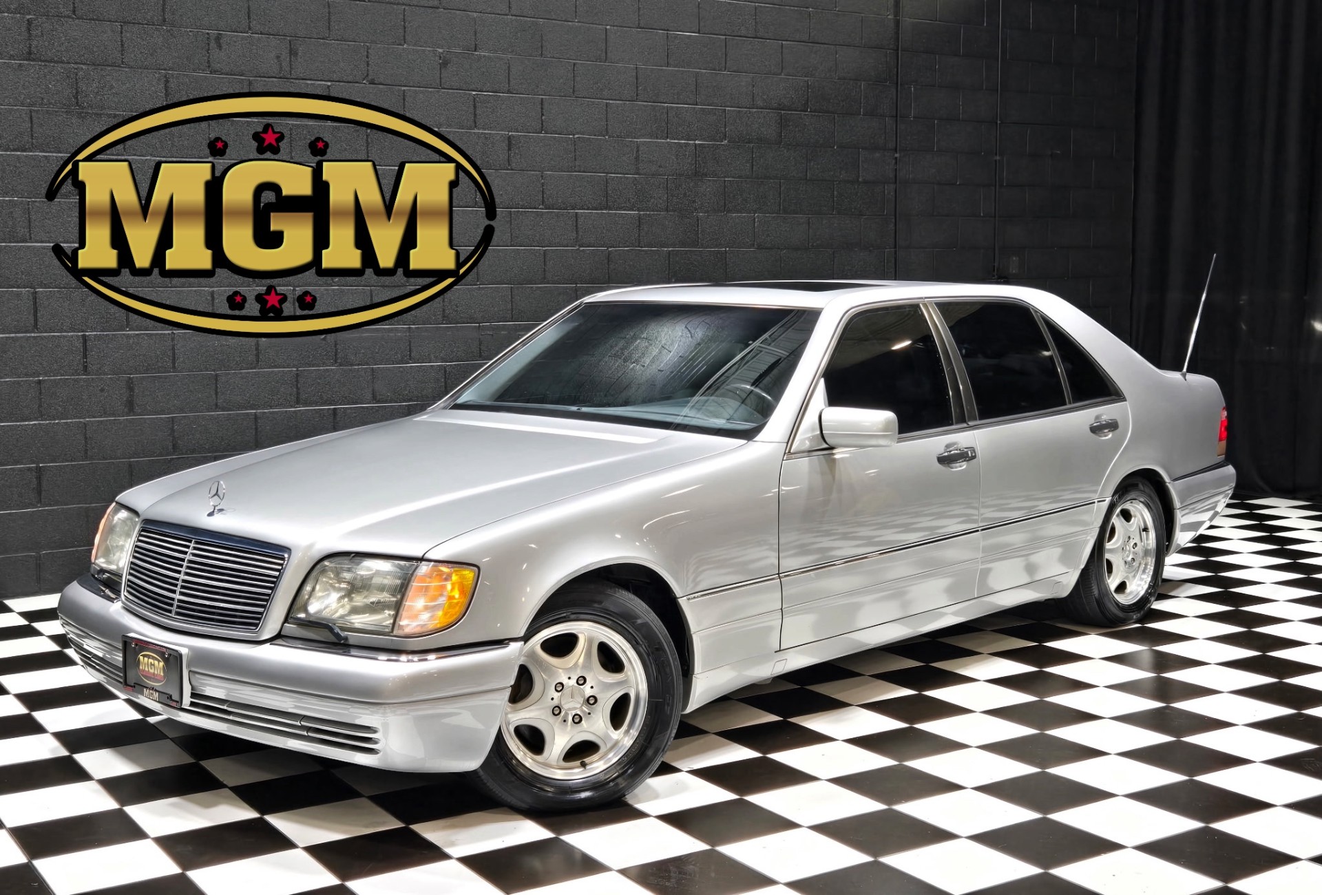 1999 Mercedes-Benz S-Class 2
