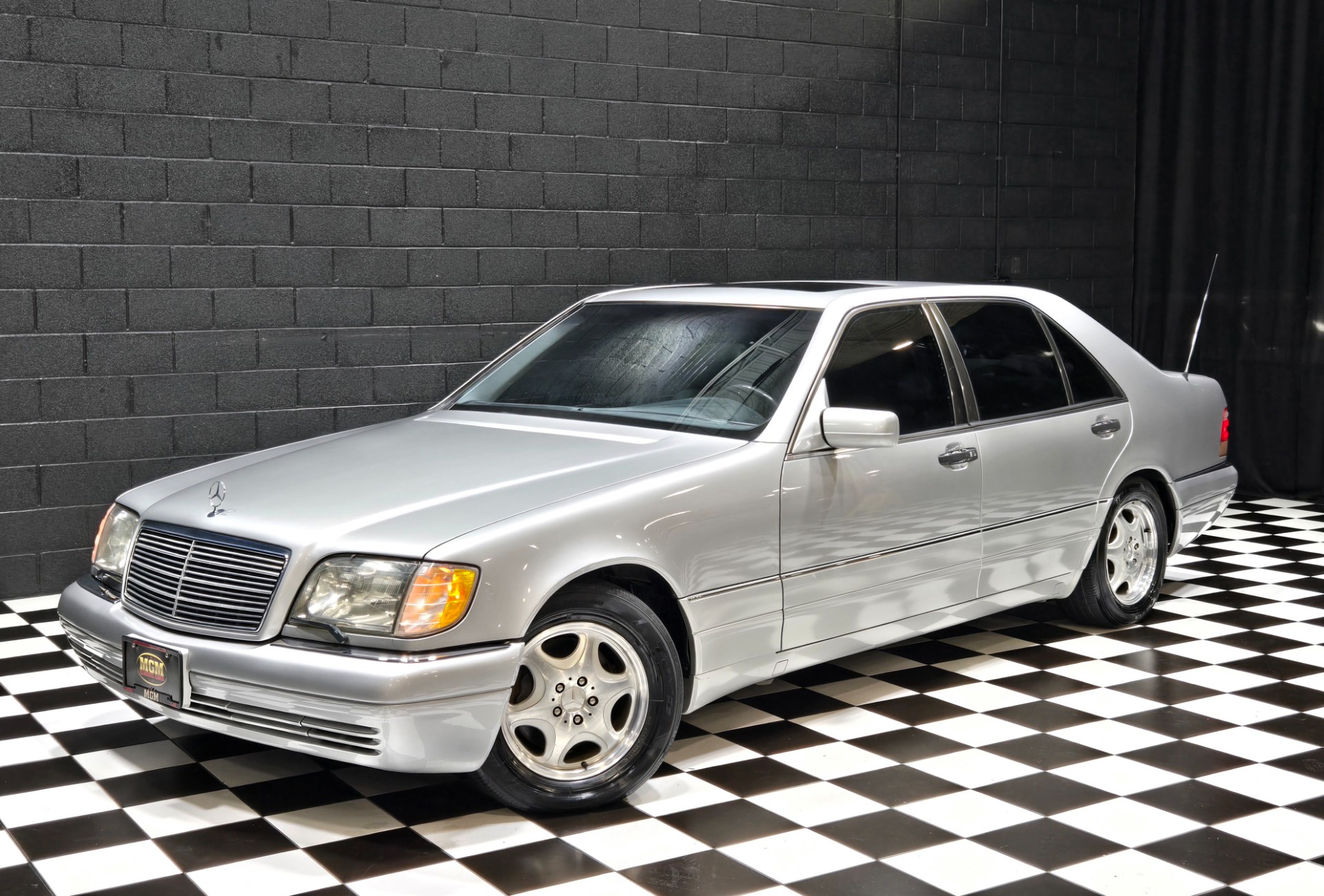 1999 Mercedes-Benz S-Class 126