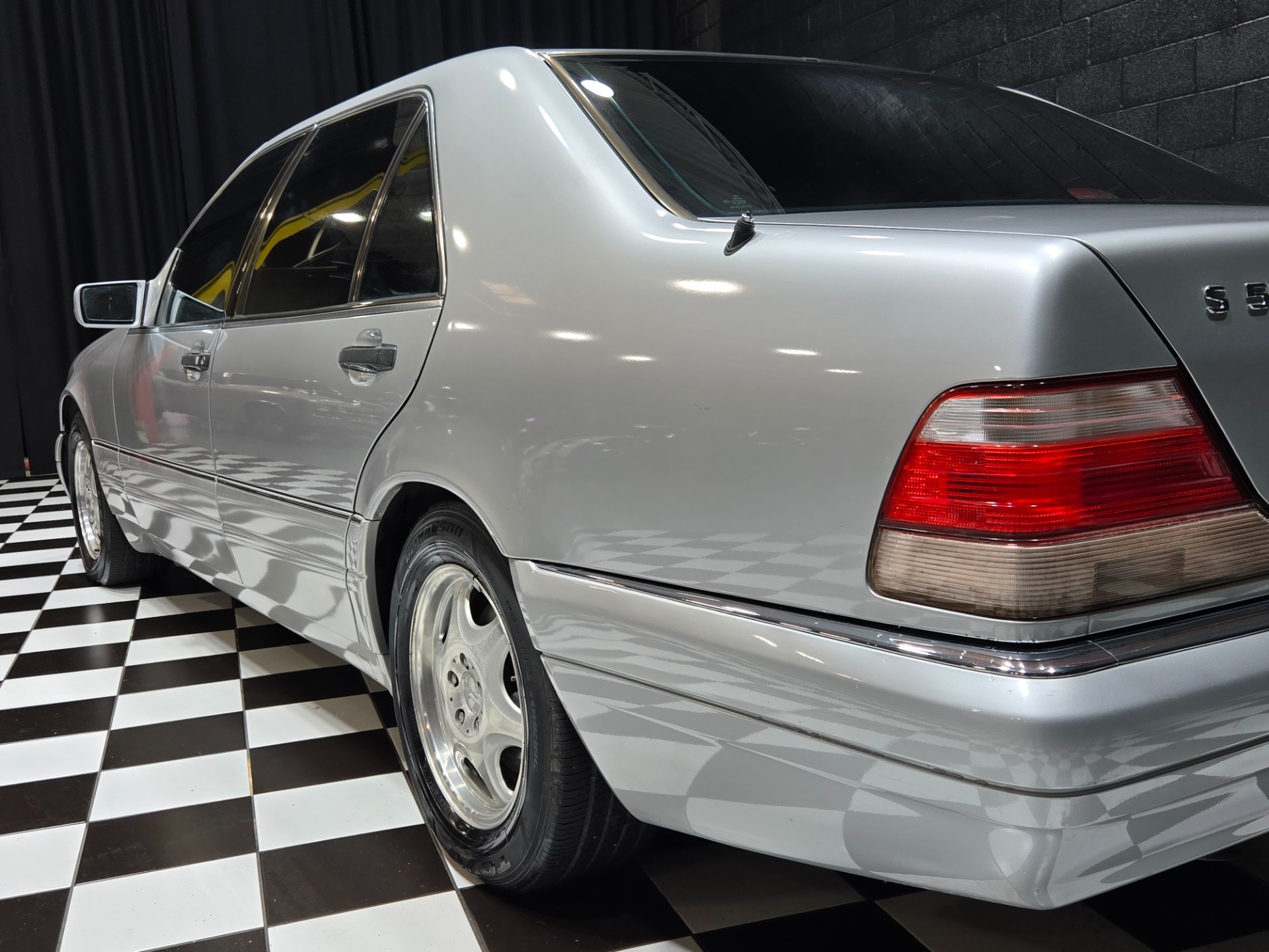 1999 Mercedes-Benz S-Class 42