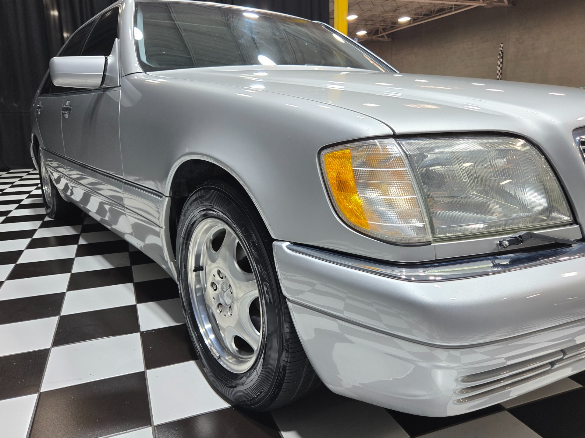 1999 Mercedes-Benz S-Class 56