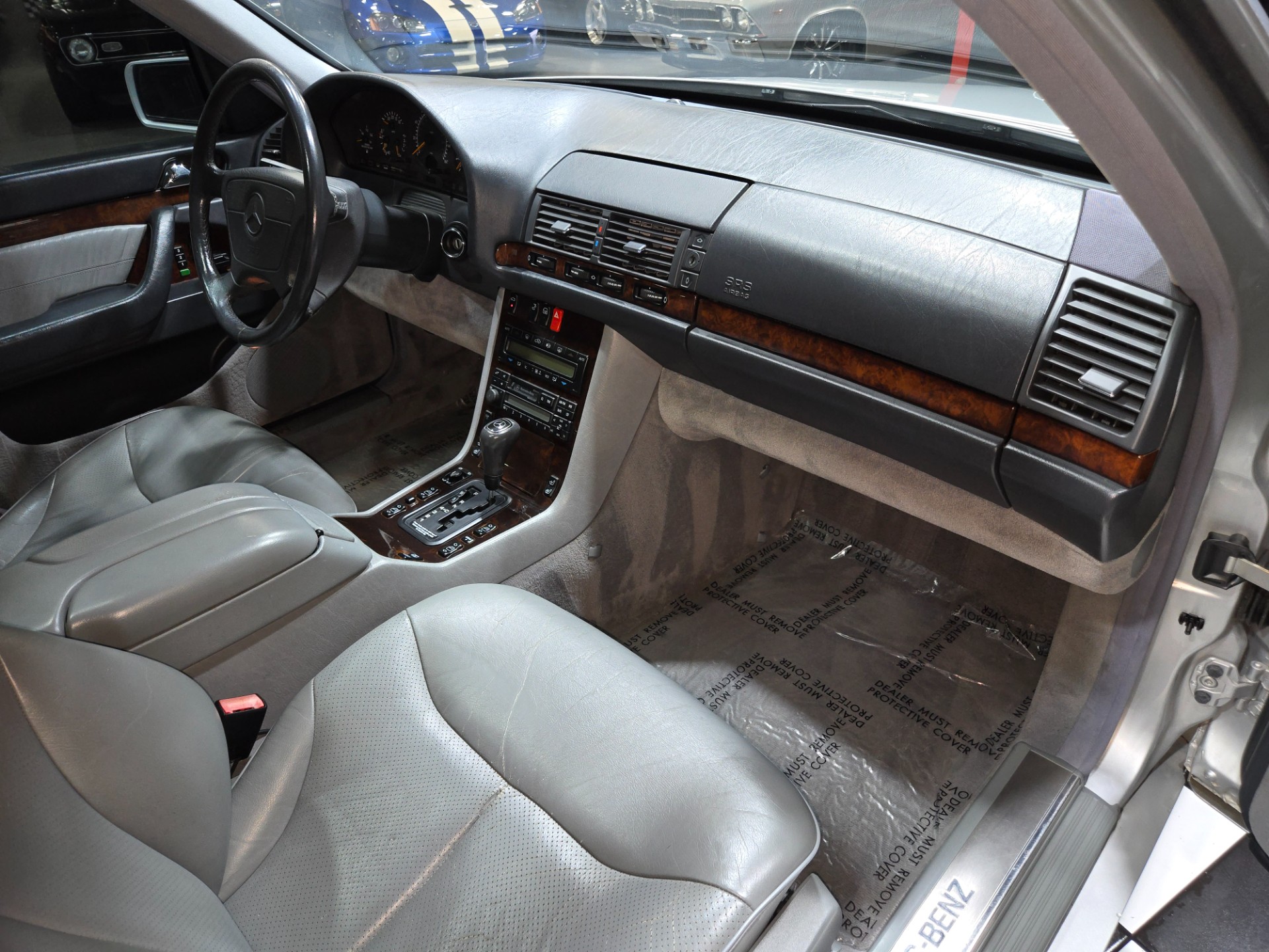 1999 Mercedes-Benz S-Class 76