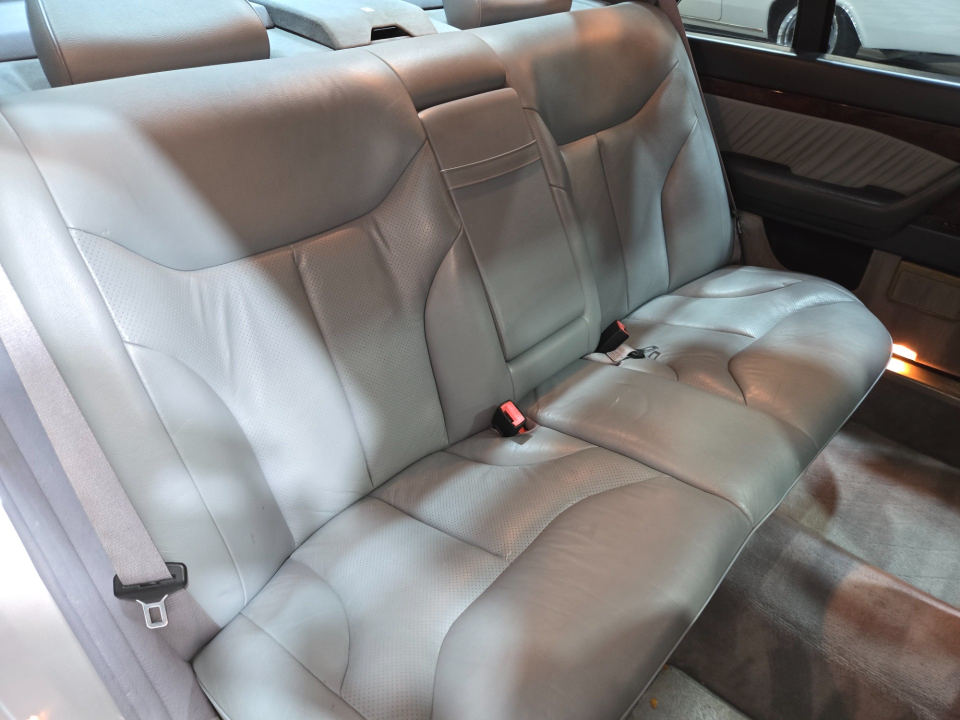 1999 Mercedes-Benz S-Class 87