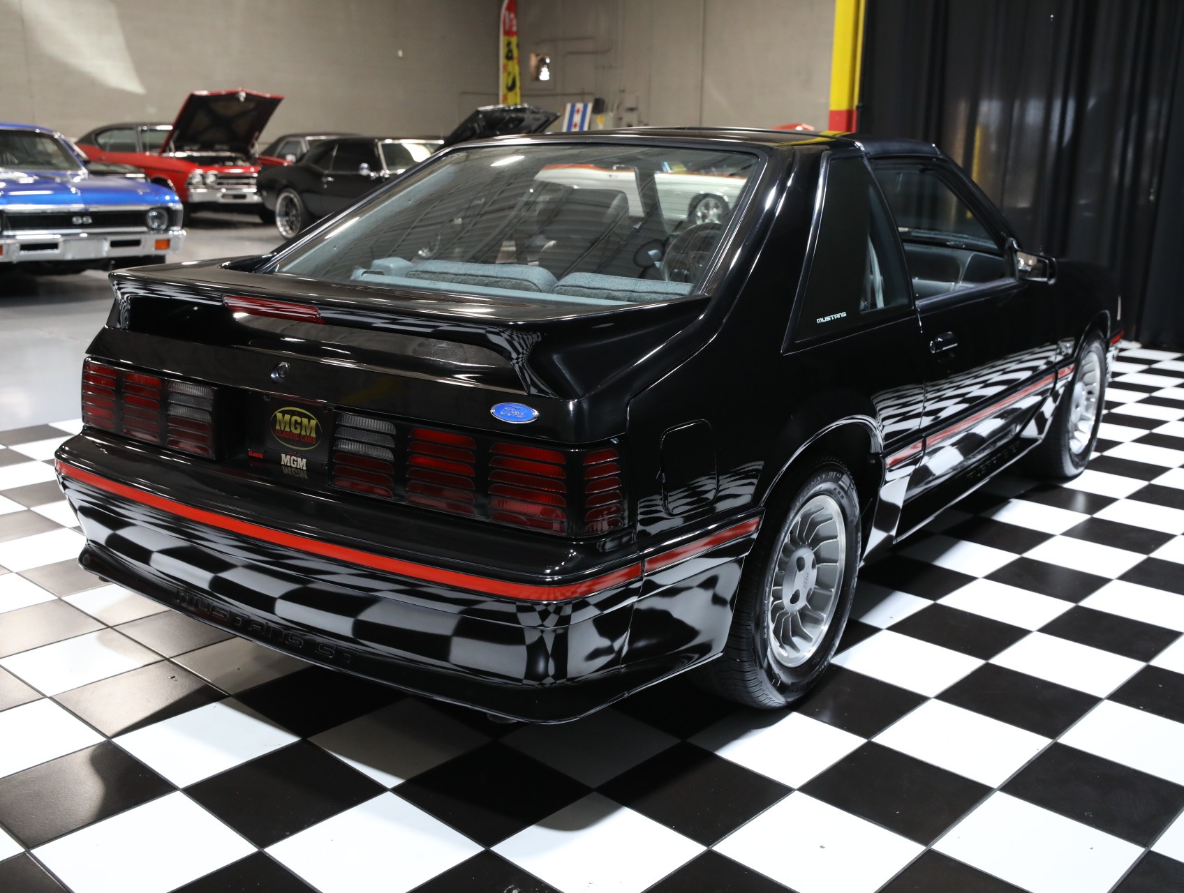 1987 Ford Mustang 19