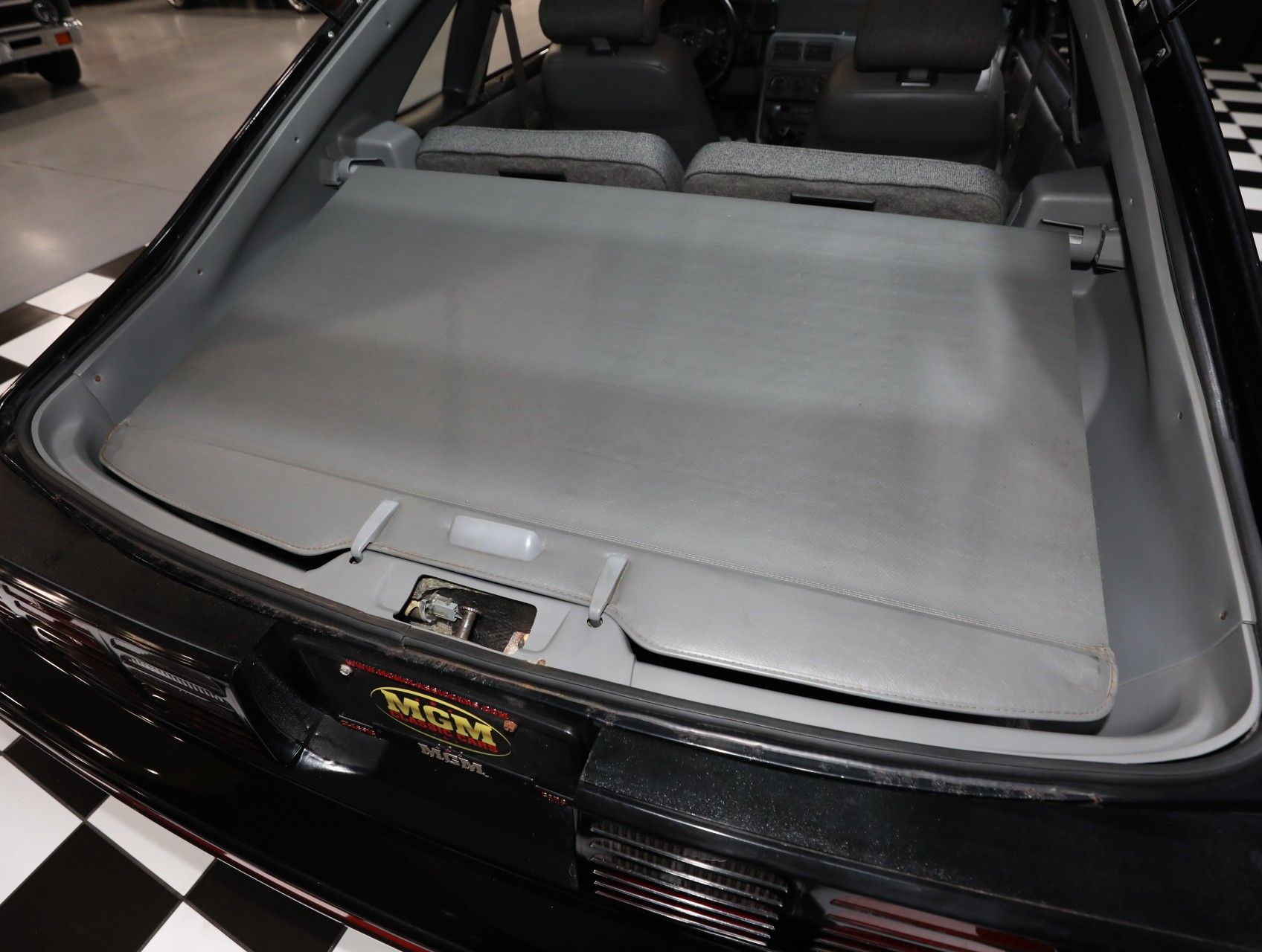 1987 Ford Mustang 41