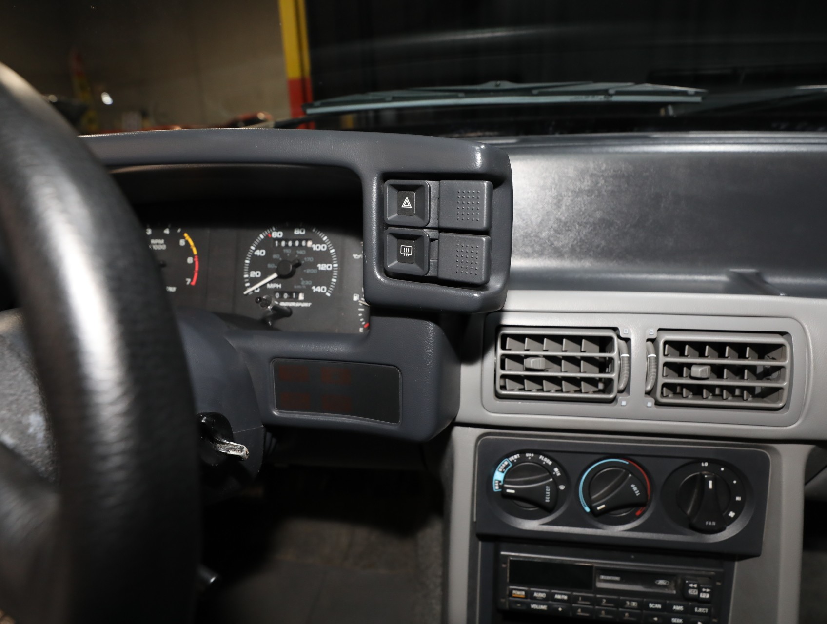 1987 Ford Mustang 52