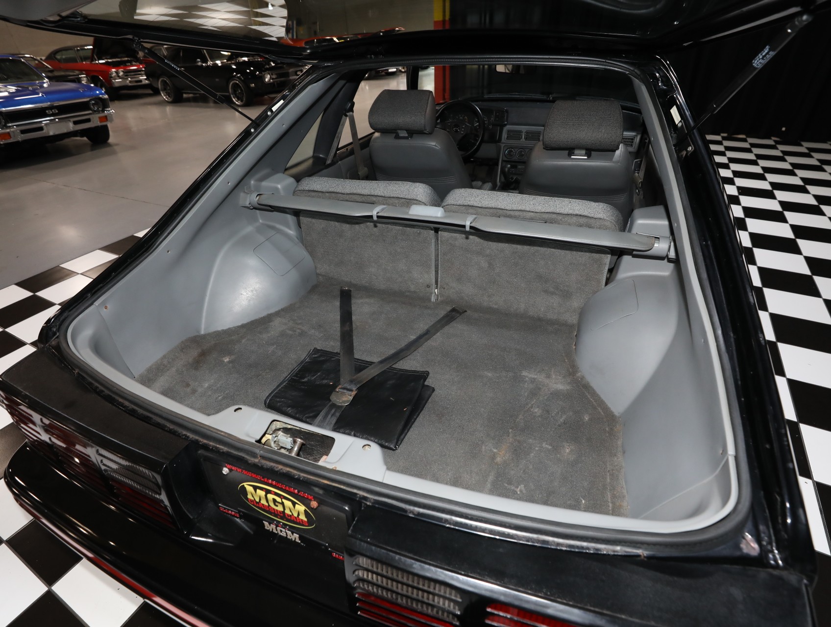 1987 Ford Mustang 5